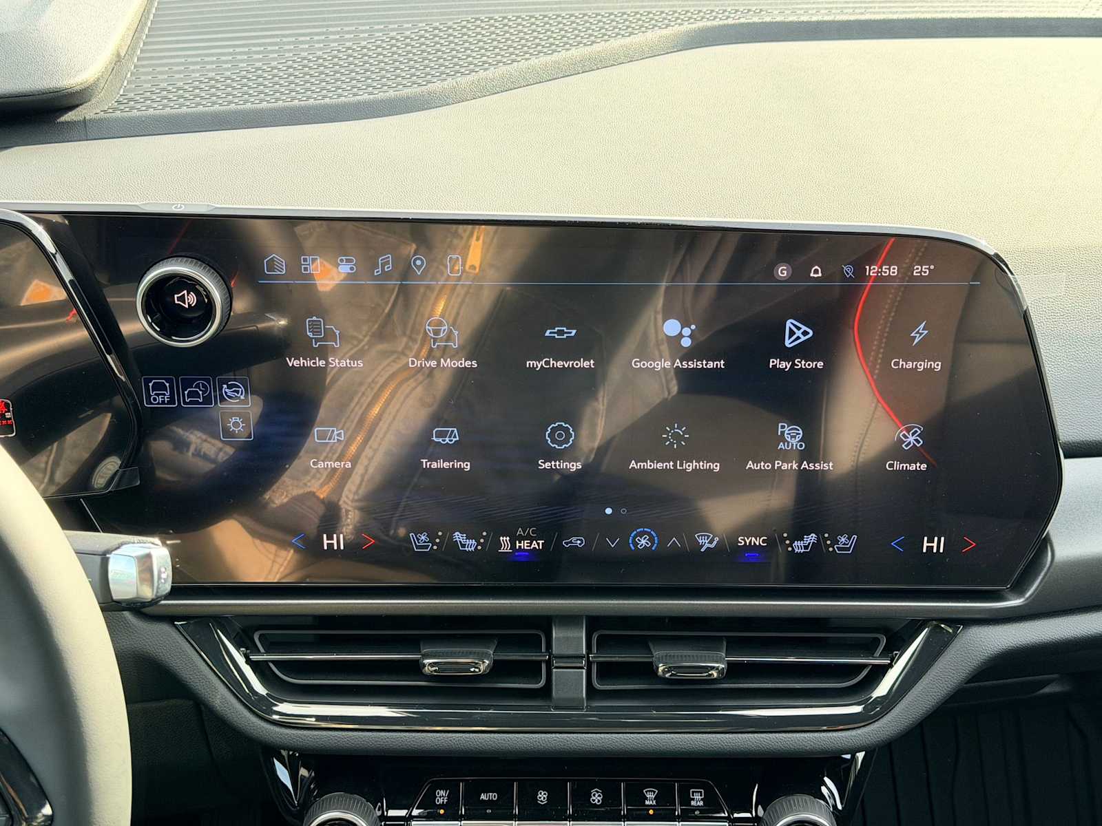 Thumbnail: 2026 Chevrolet Equinox - 28