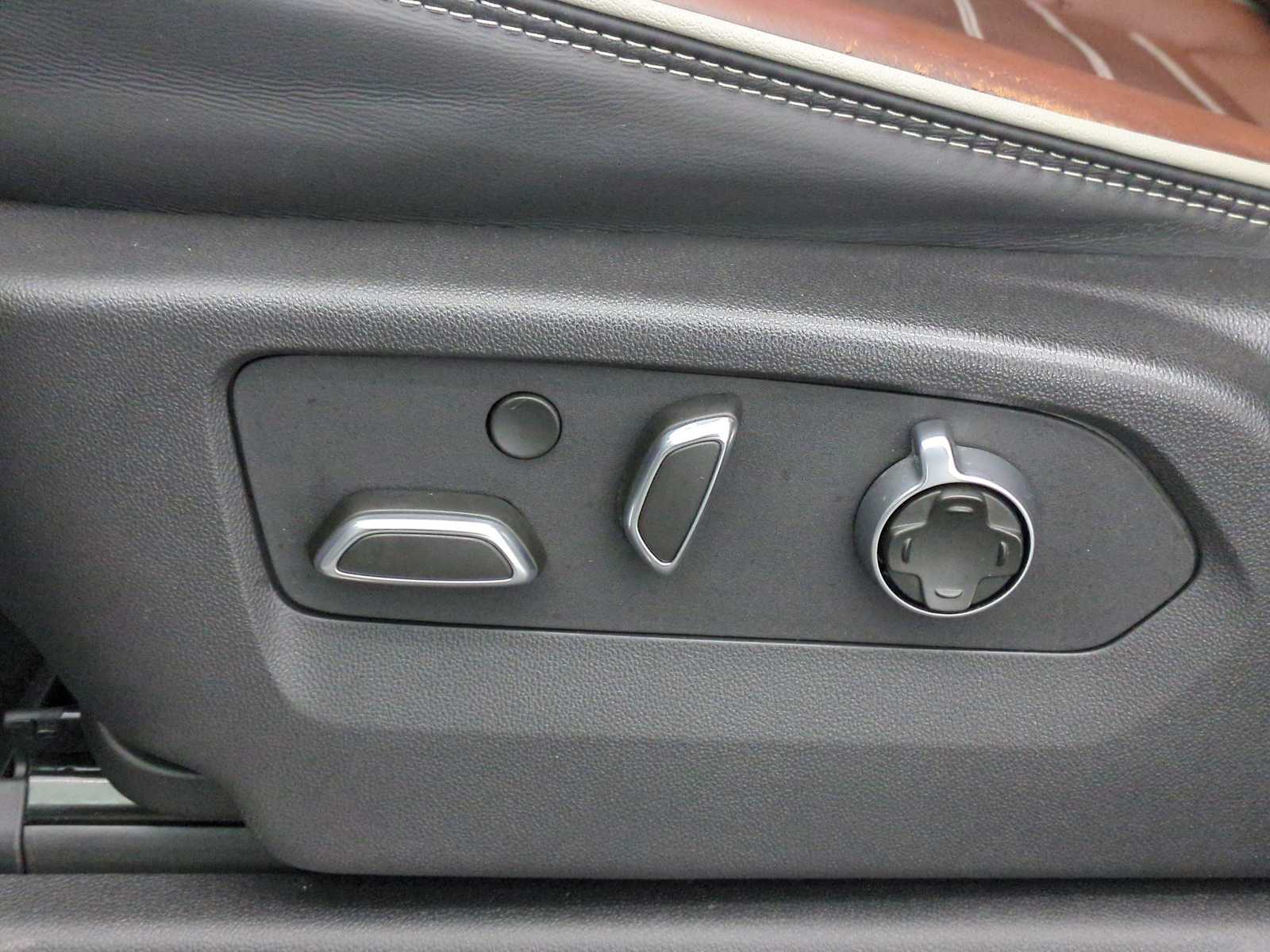 Thumbnail: 2025 GMC Sierra 1500 - 16