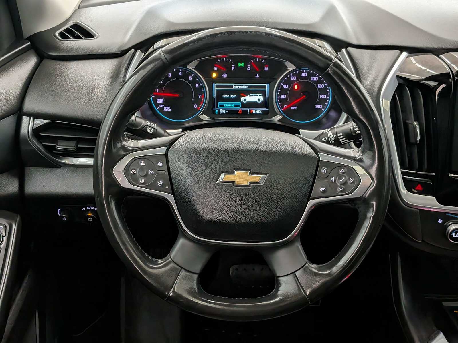 Thumbnail: 2019 Chevrolet Traverse - 25