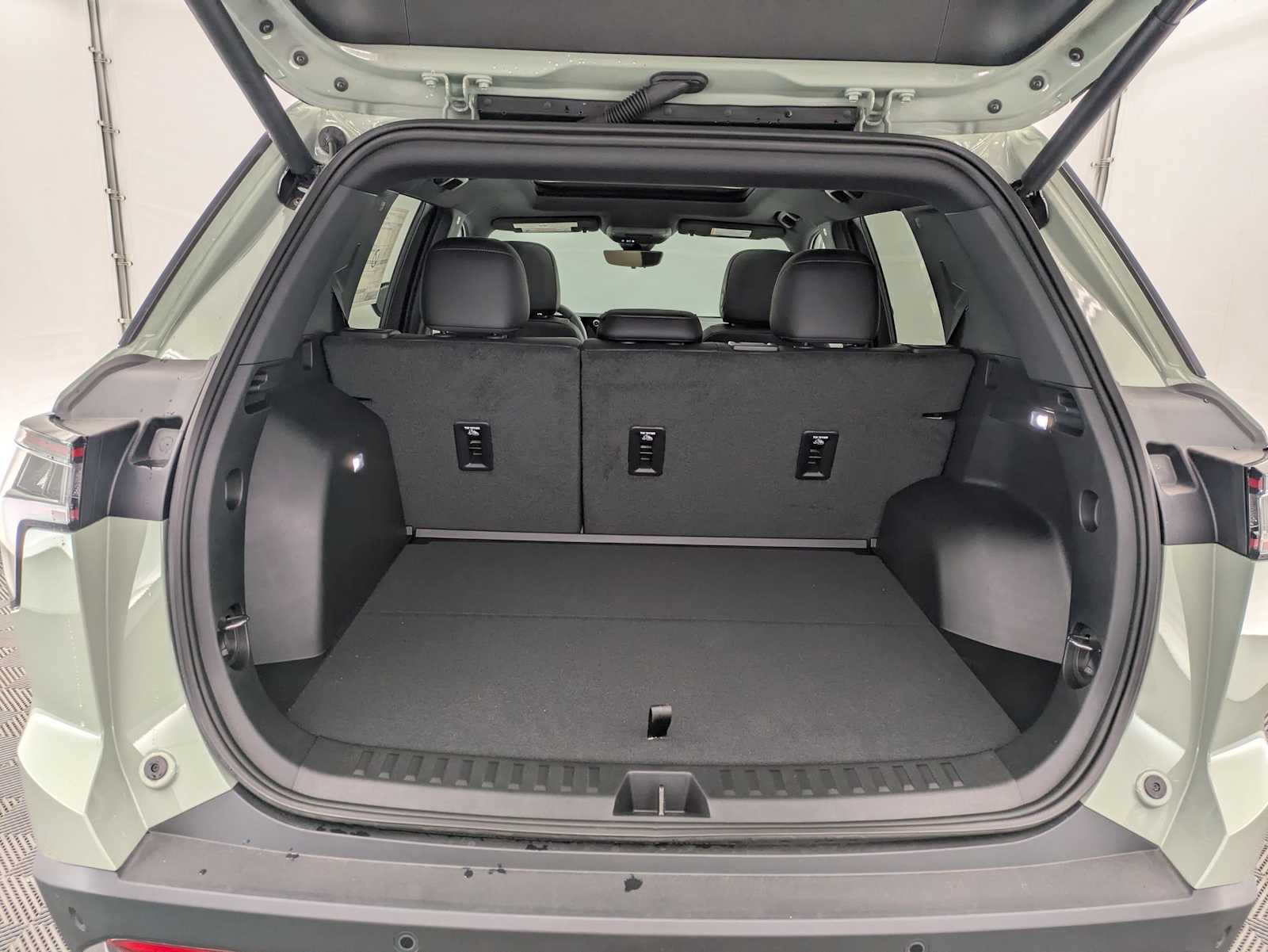 Thumbnail: 2026 Chevrolet Equinox - 34