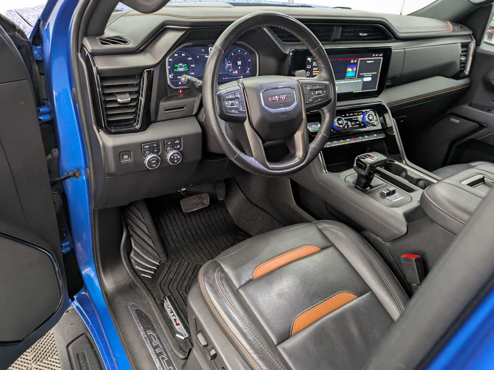 Thumbnail: 2022 GMC Sierra 1500 - 2