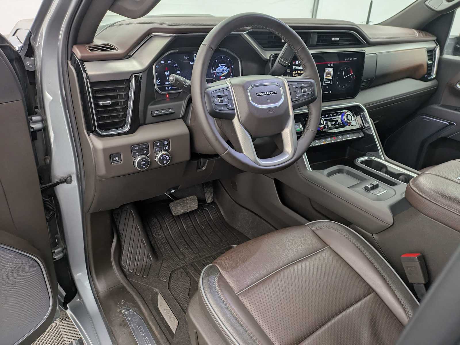 Thumbnail: 2025 GMC Sierra 2500 - 2