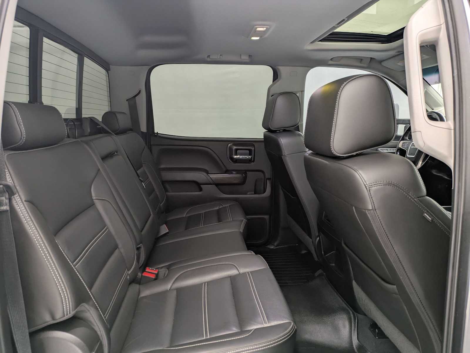 Thumbnail: 2019 GMC Sierra 2500 - 24