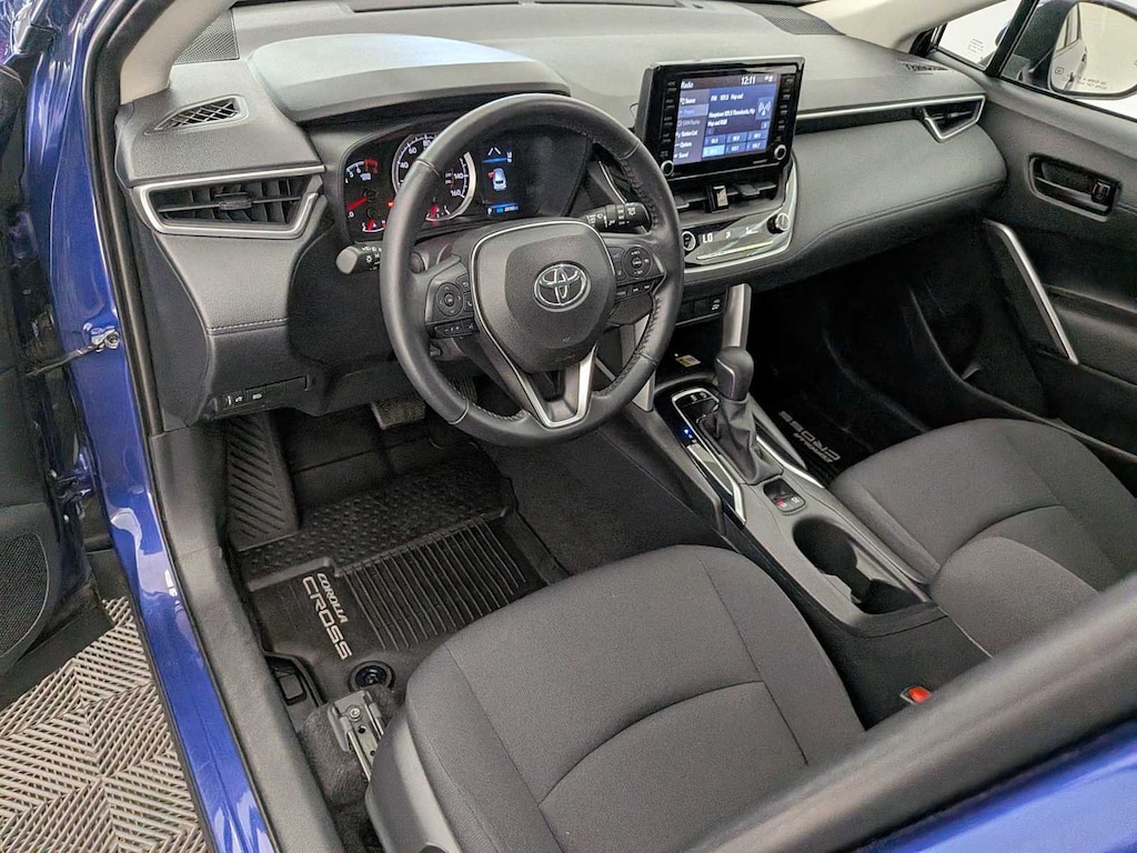 Used 2022 Toyota Corolla Cross LE SUV