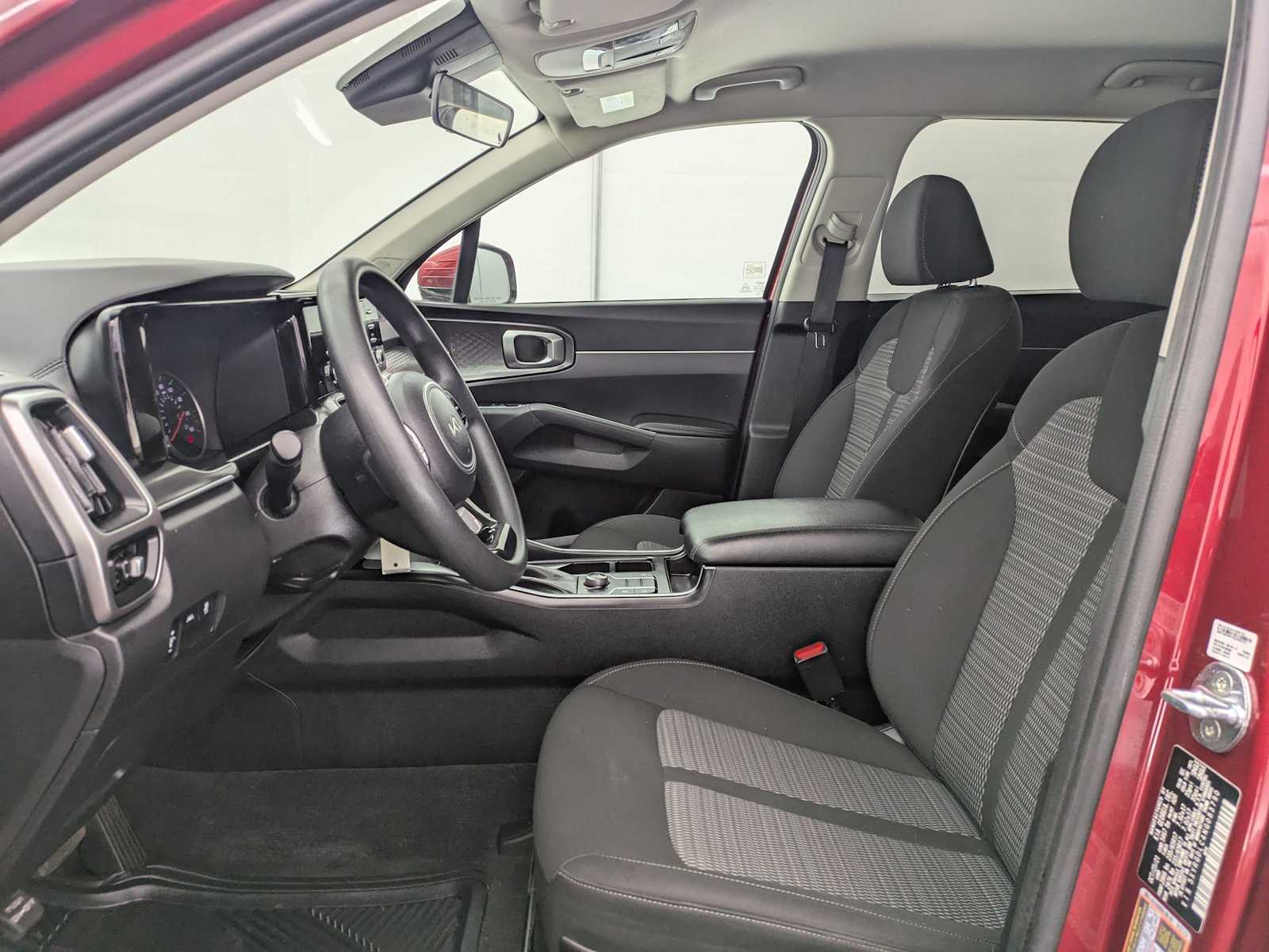 Thumbnail: 2022 Kia Sorento - 17