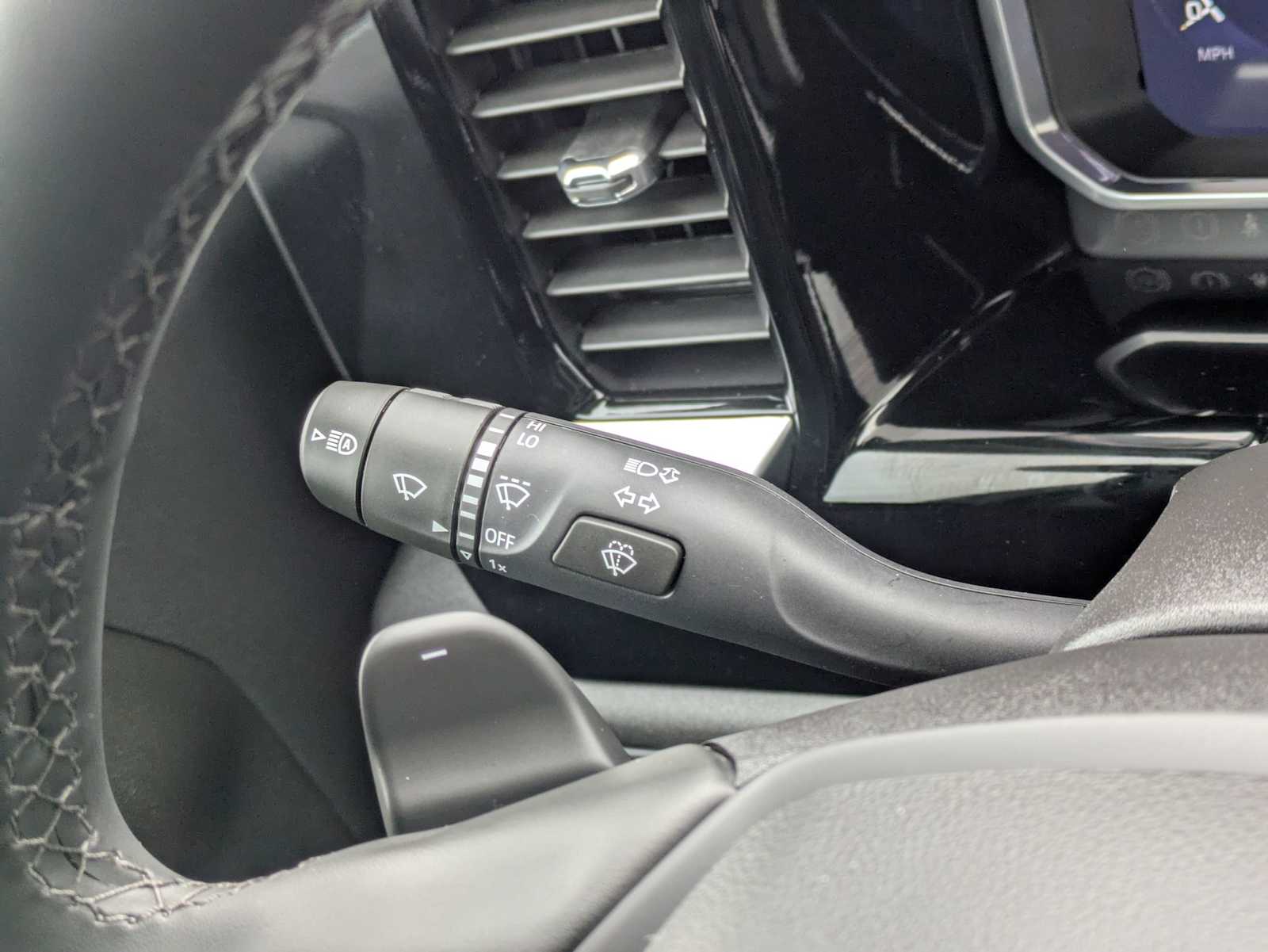 Thumbnail: 2026 Chevrolet Silverado 1500 - 27