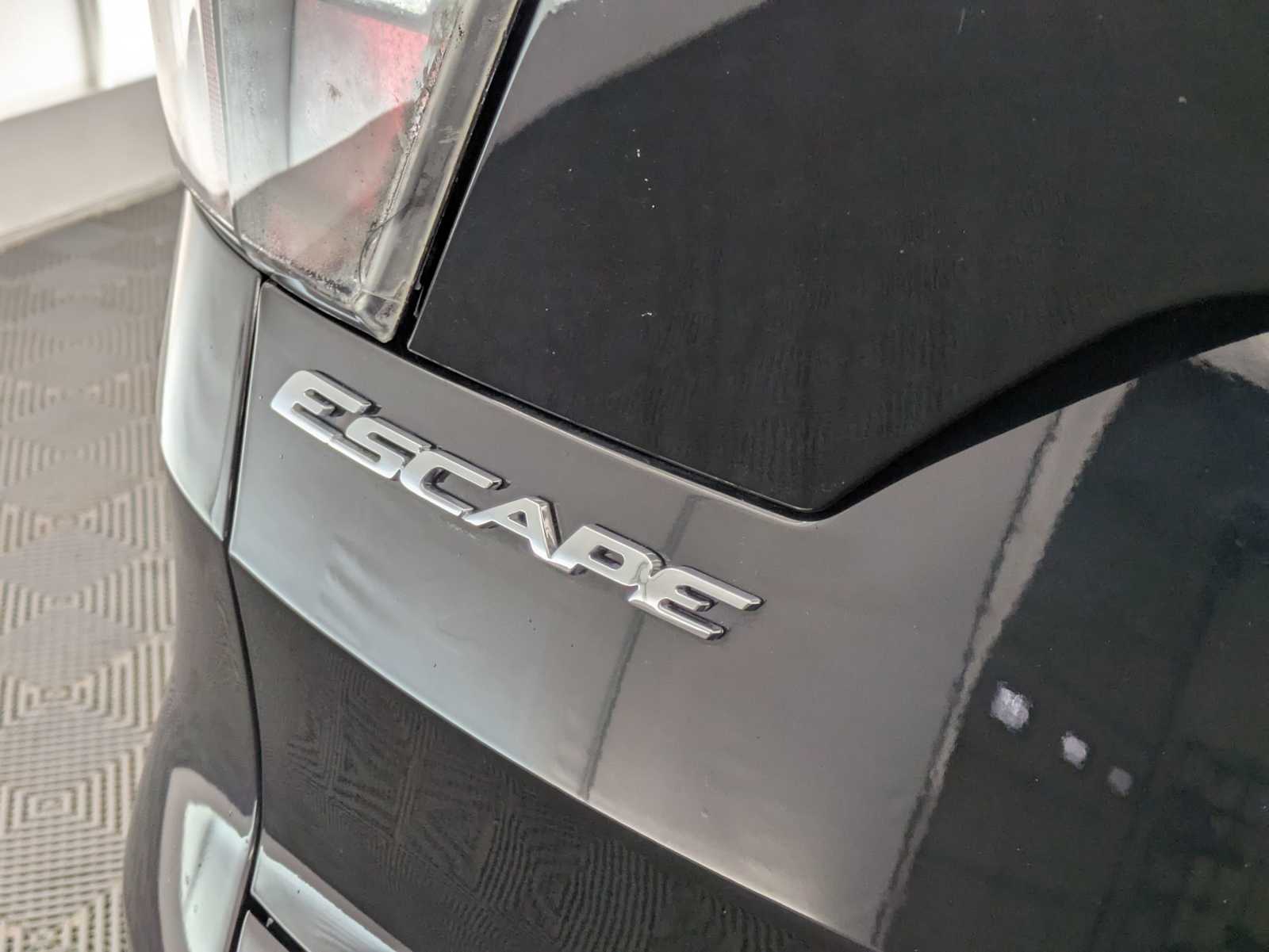 Thumbnail: 2018 Ford Escape - 13