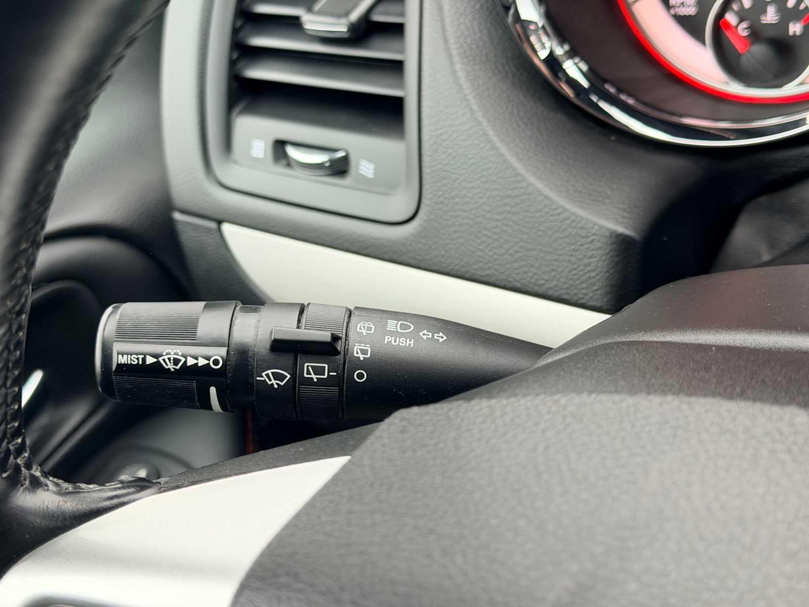 Thumbnail: 2017 Dodge Grand Caravan - 26