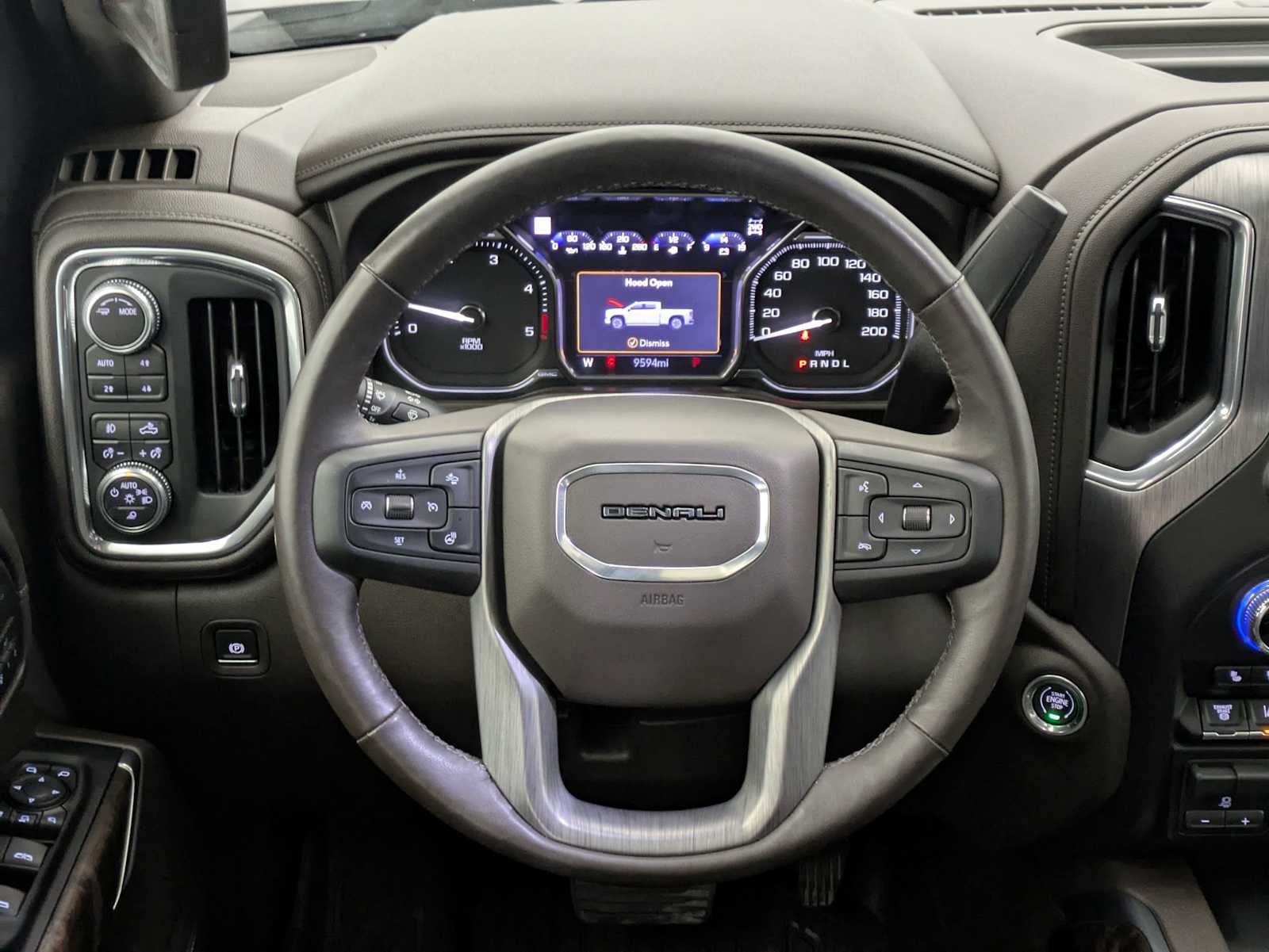 Thumbnail: 2020 GMC Sierra 3500 - 25