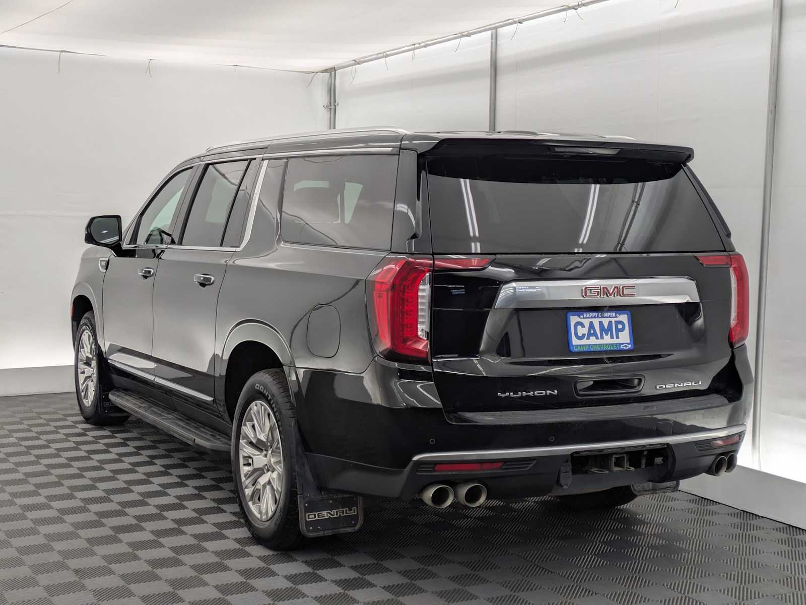 Thumbnail: 2023 GMC Yukon XL - 4