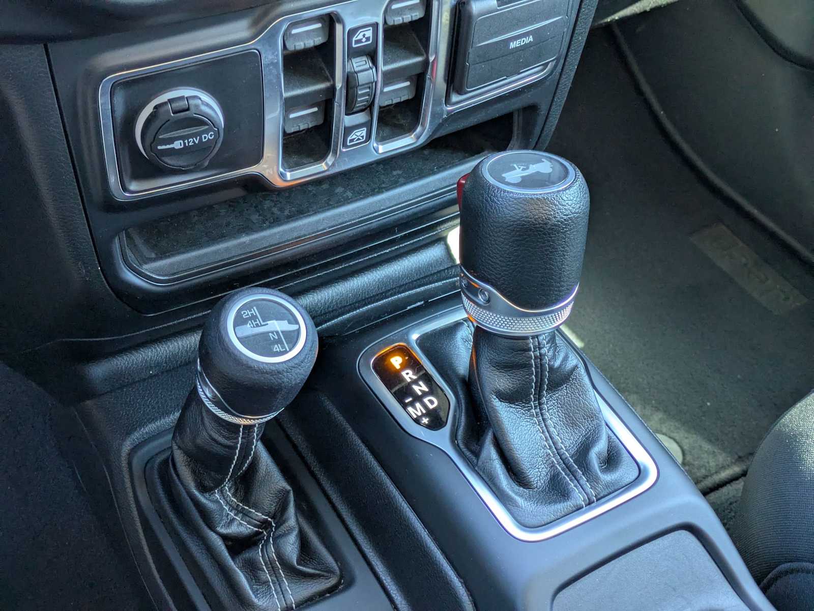 Thumbnail: 2023 Jeep Wrangler - 31