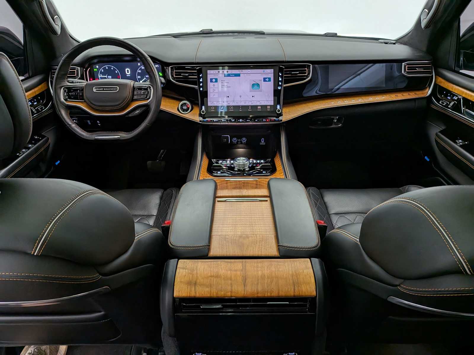 Thumbnail: 2023 Jeep Grand Wagoneer - 15