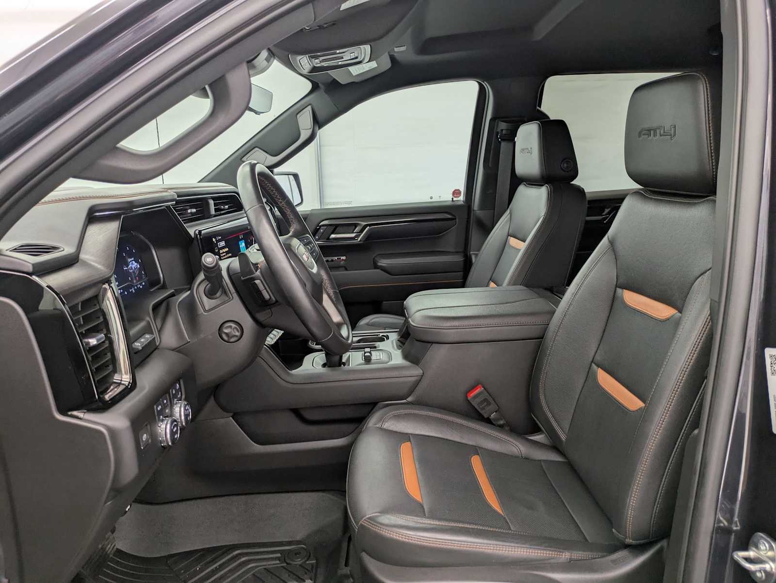 2023 GMC Sierra 1500 AT4 17