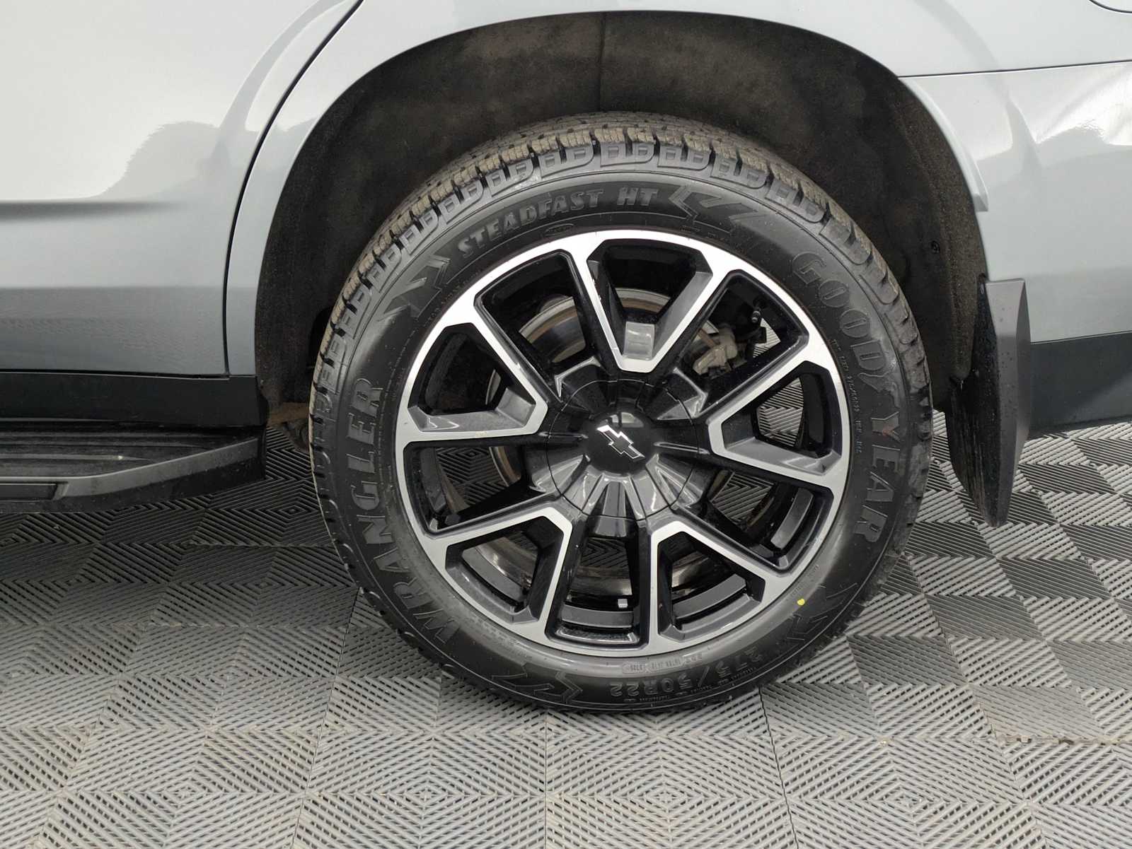 Thumbnail: 2024 Chevrolet Tahoe - 15