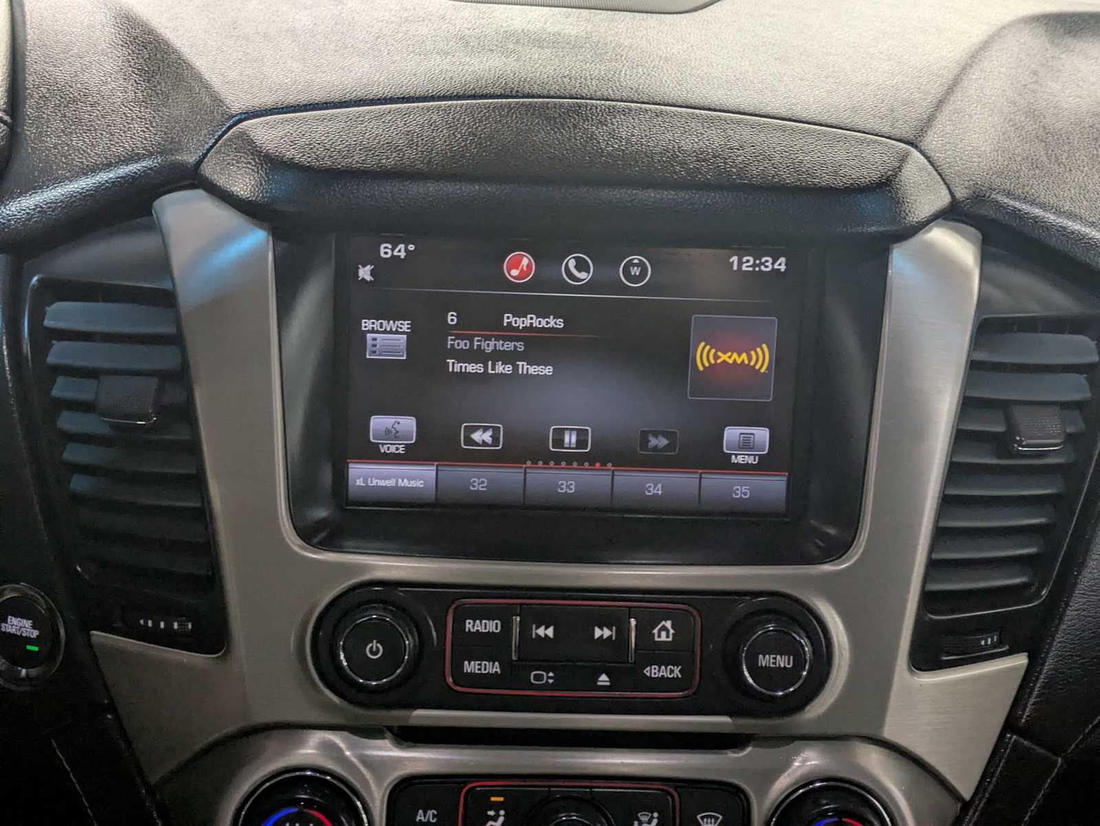 2015 GMC Yukon XL Denali 28