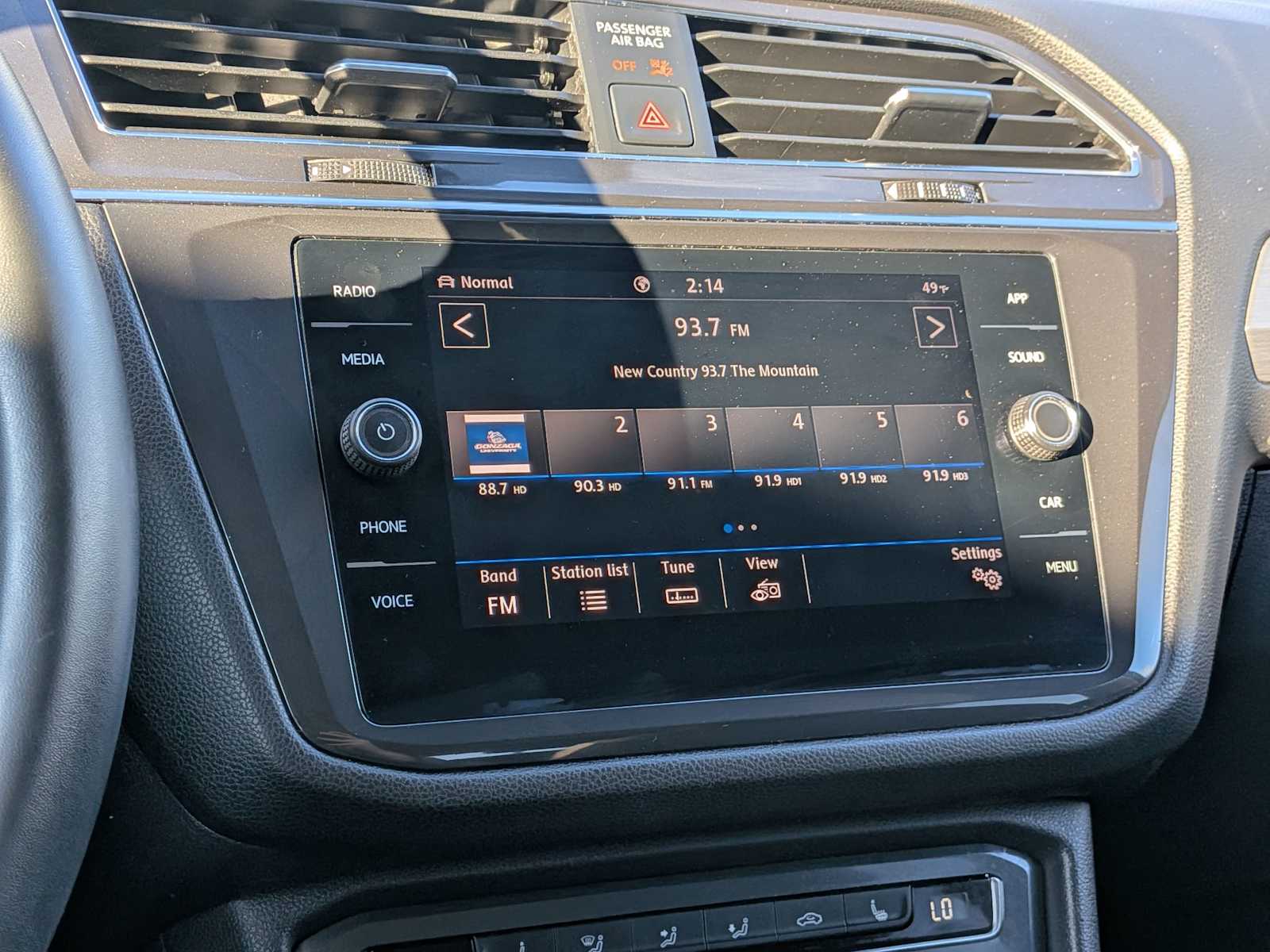 Thumbnail: 2020 Volkswagen Tiguan - 31