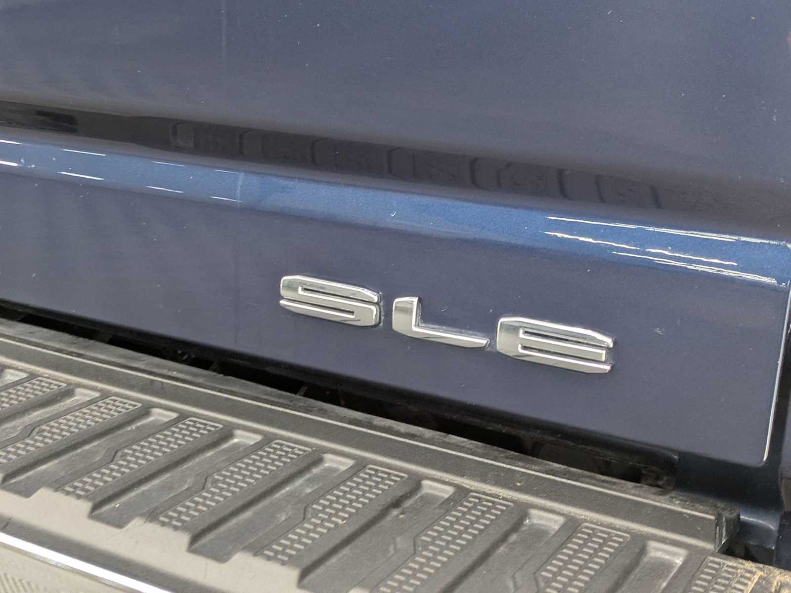 Thumbnail: 2023 GMC Sierra 3500 - 13