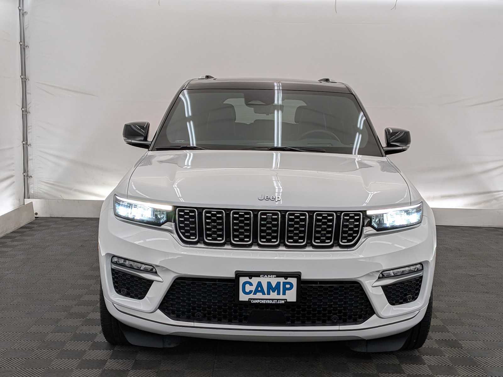 Thumbnail: 2023 Jeep Grand Cherokee - 9