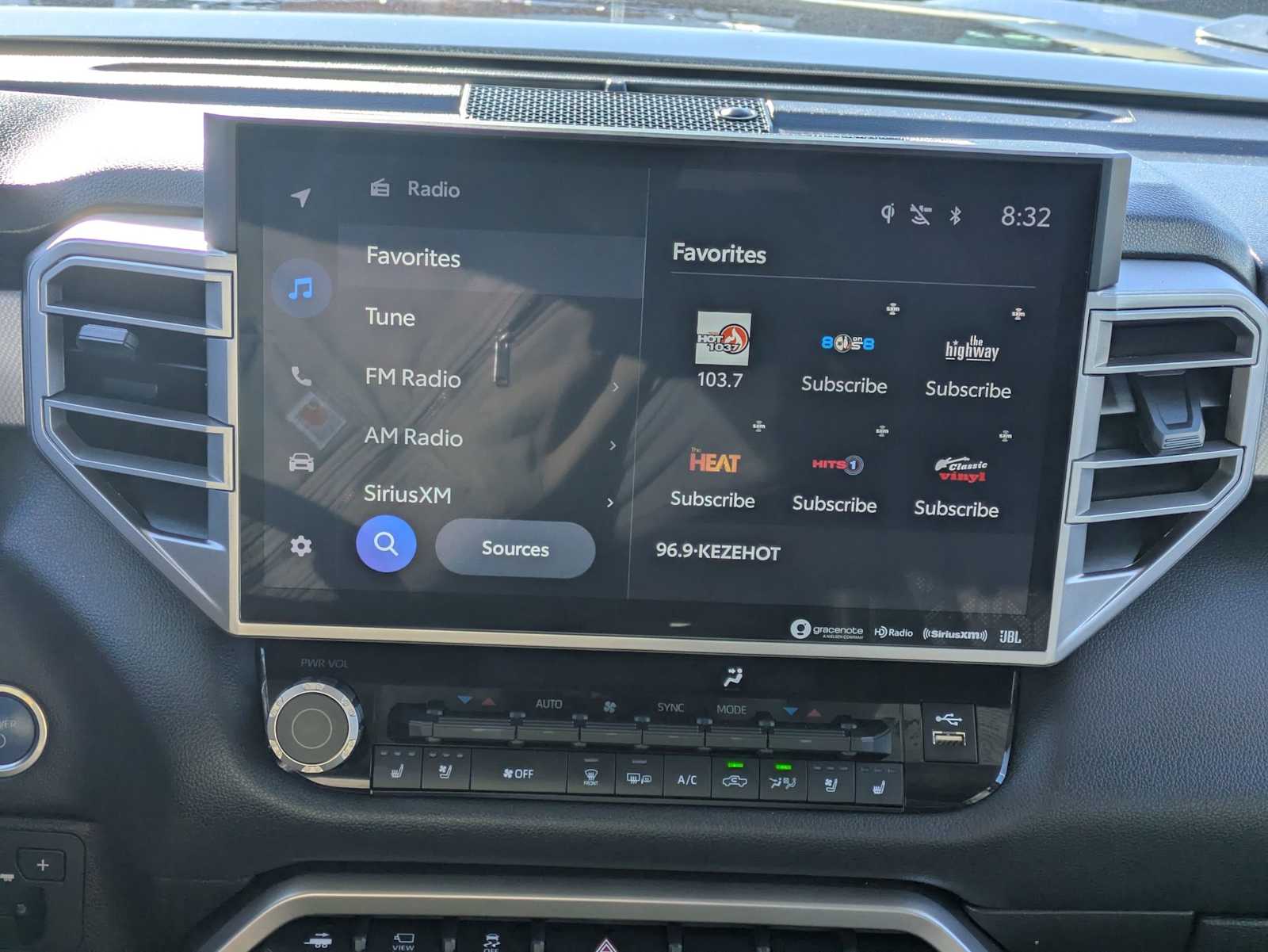 Thumbnail: 2024 Toyota Tundra - 30