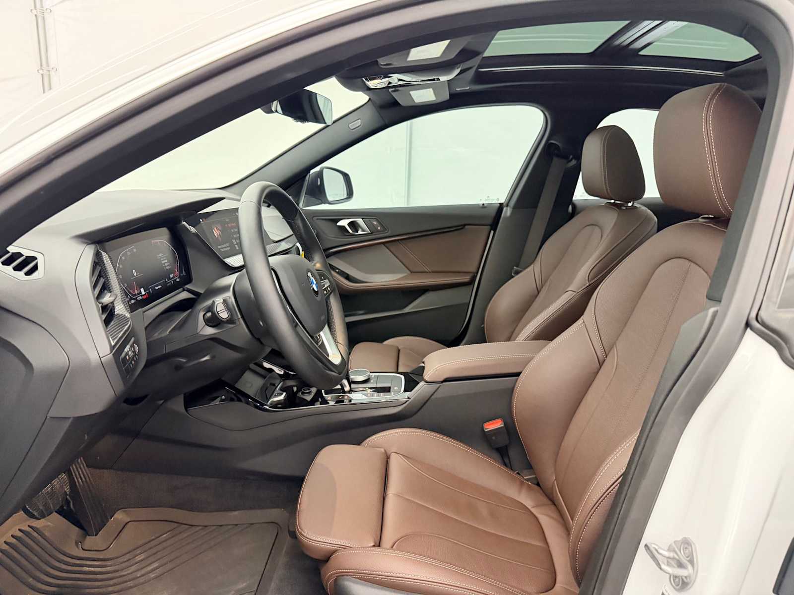 Thumbnail: 2024 BMW 2 Series - 15