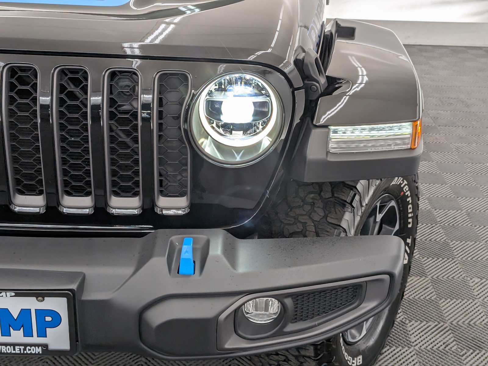 Thumbnail: 2022 Jeep Wrangler - 10