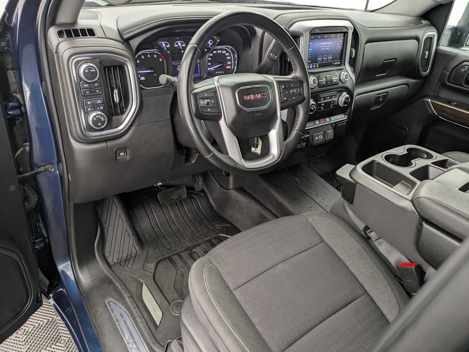 Thumbnail: 2023 GMC Sierra 3500 - 2