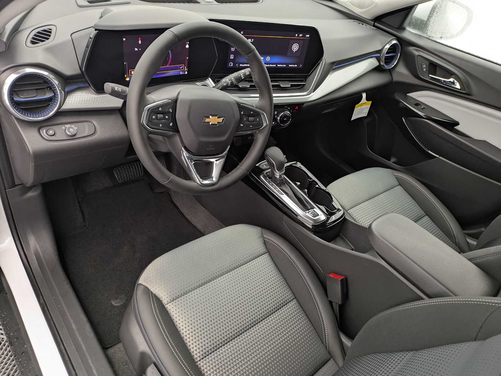 Thumbnail: 2026 Chevrolet Trax - 2