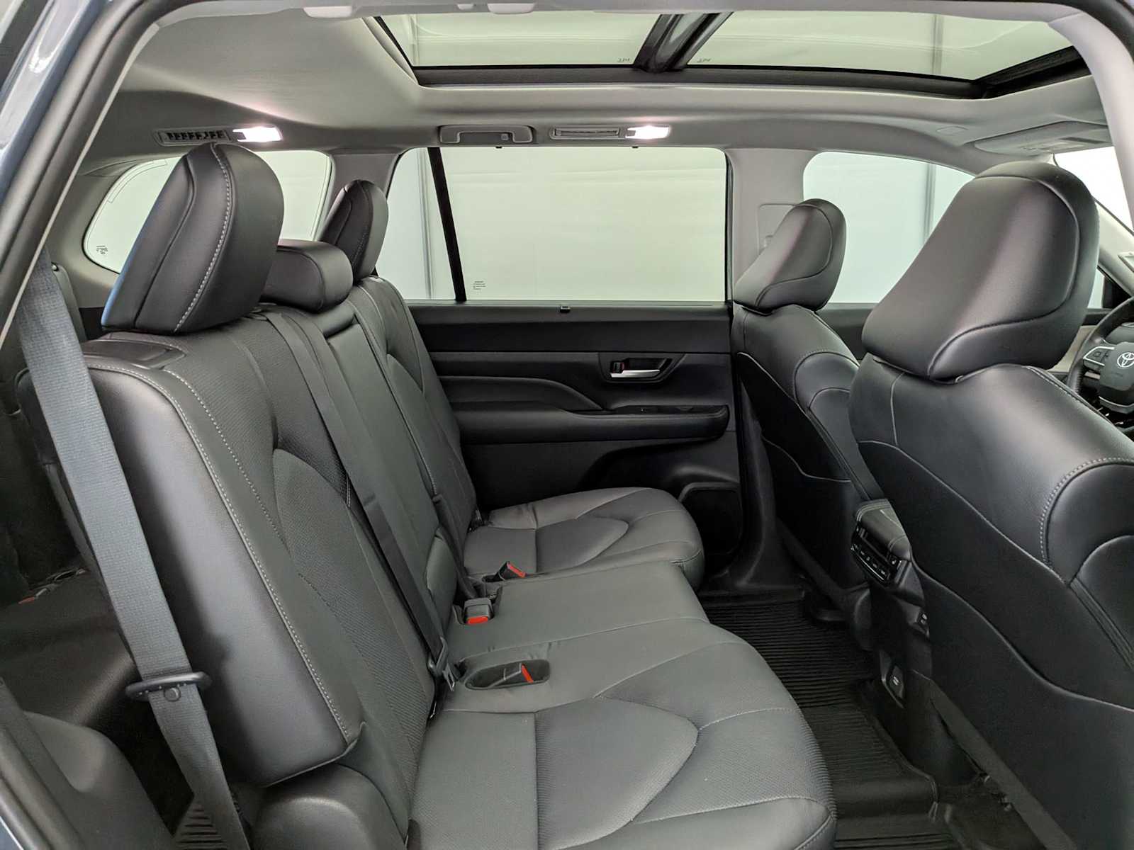 Thumbnail: 2024 Toyota Grand Highlander - 22
