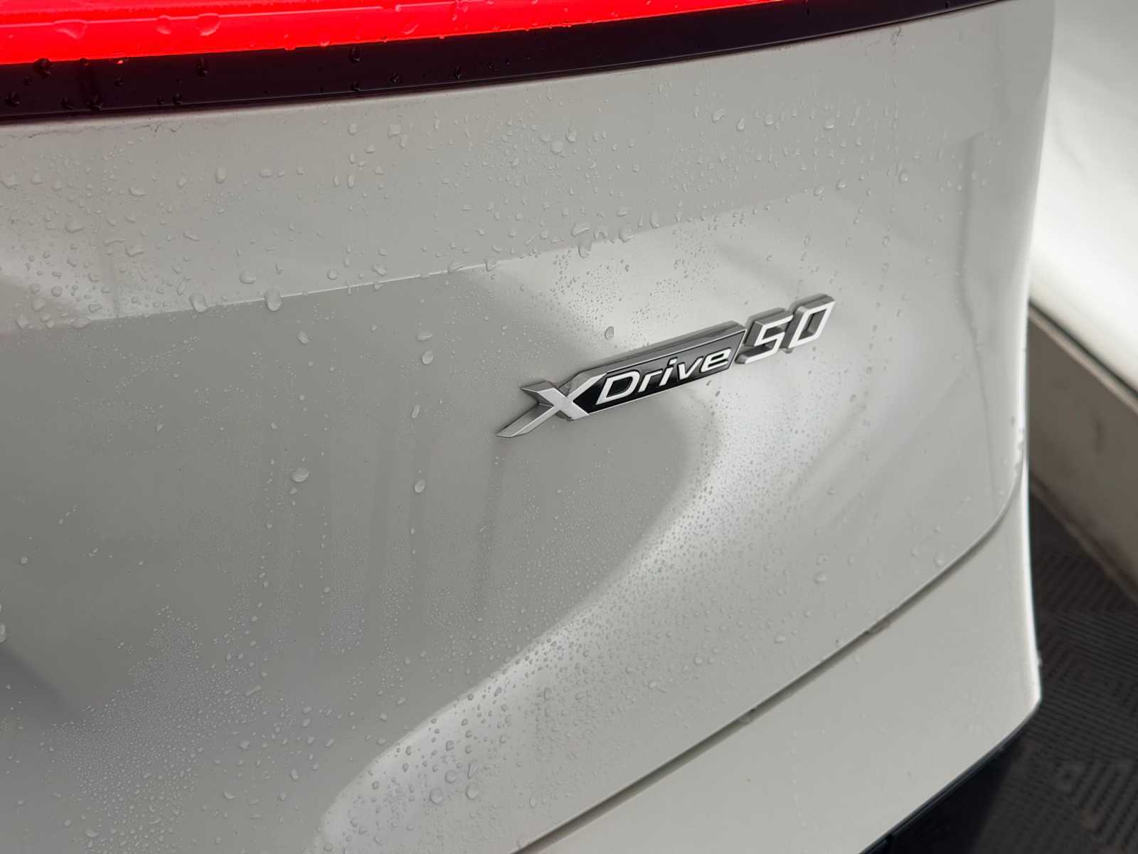 Thumbnail: 2023 BMW iX - 12