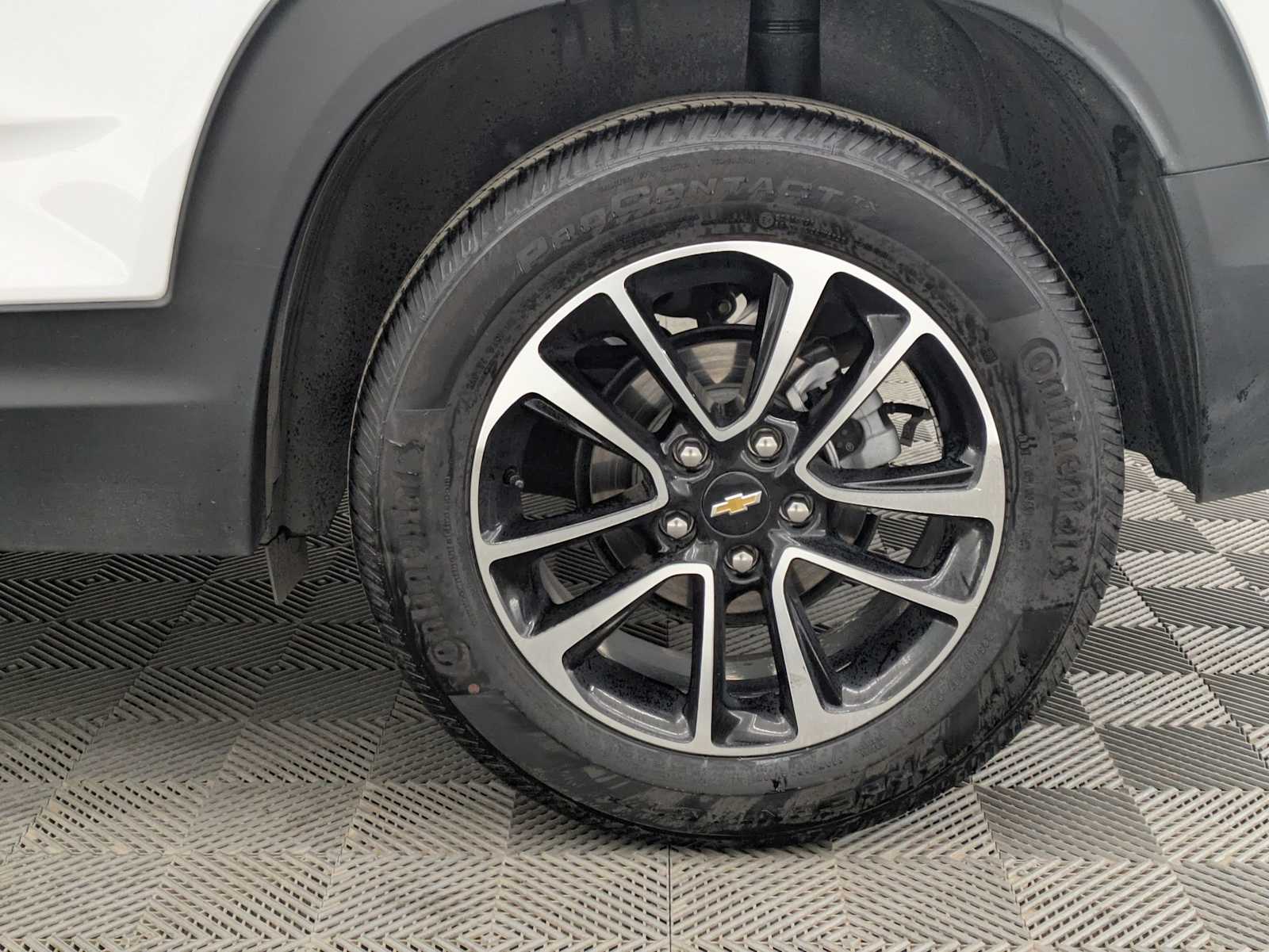 Thumbnail: 2025 Chevrolet TrailBlazer - 14