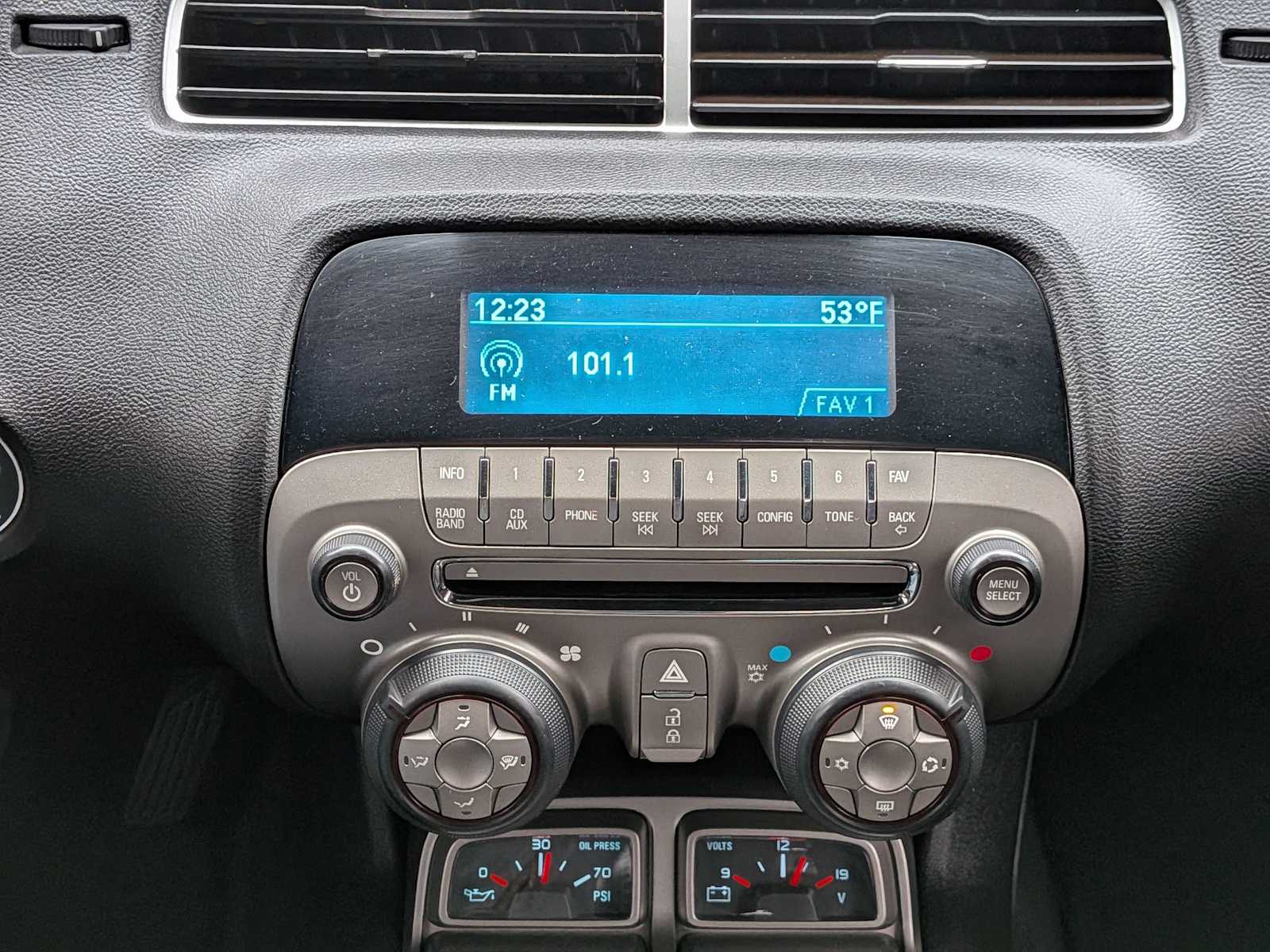 Thumbnail: 2010 Chevrolet Camaro - 25