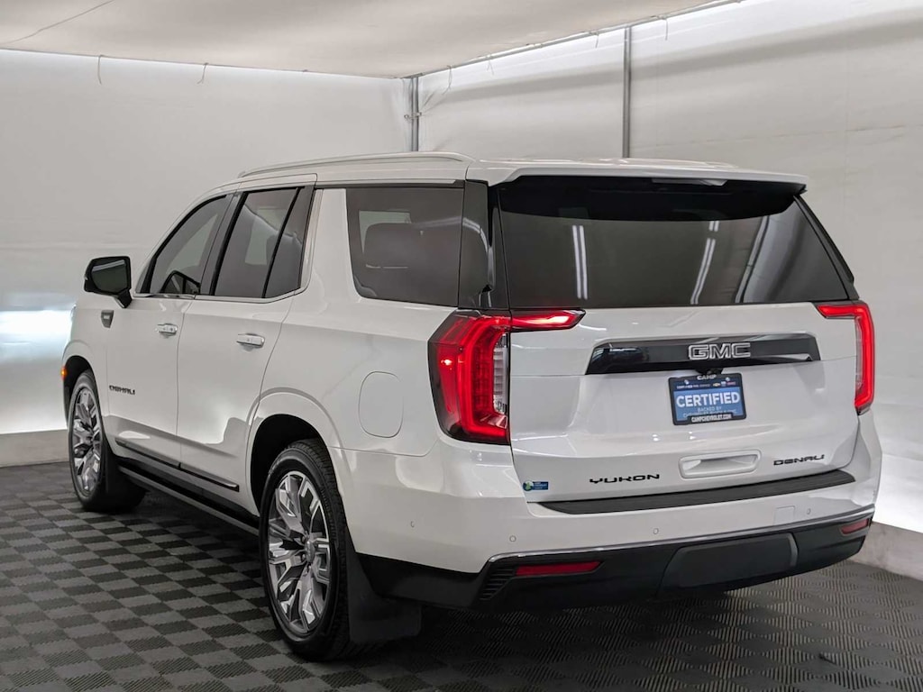Used 2024 GMC Yukon Denali Ultimate SUV