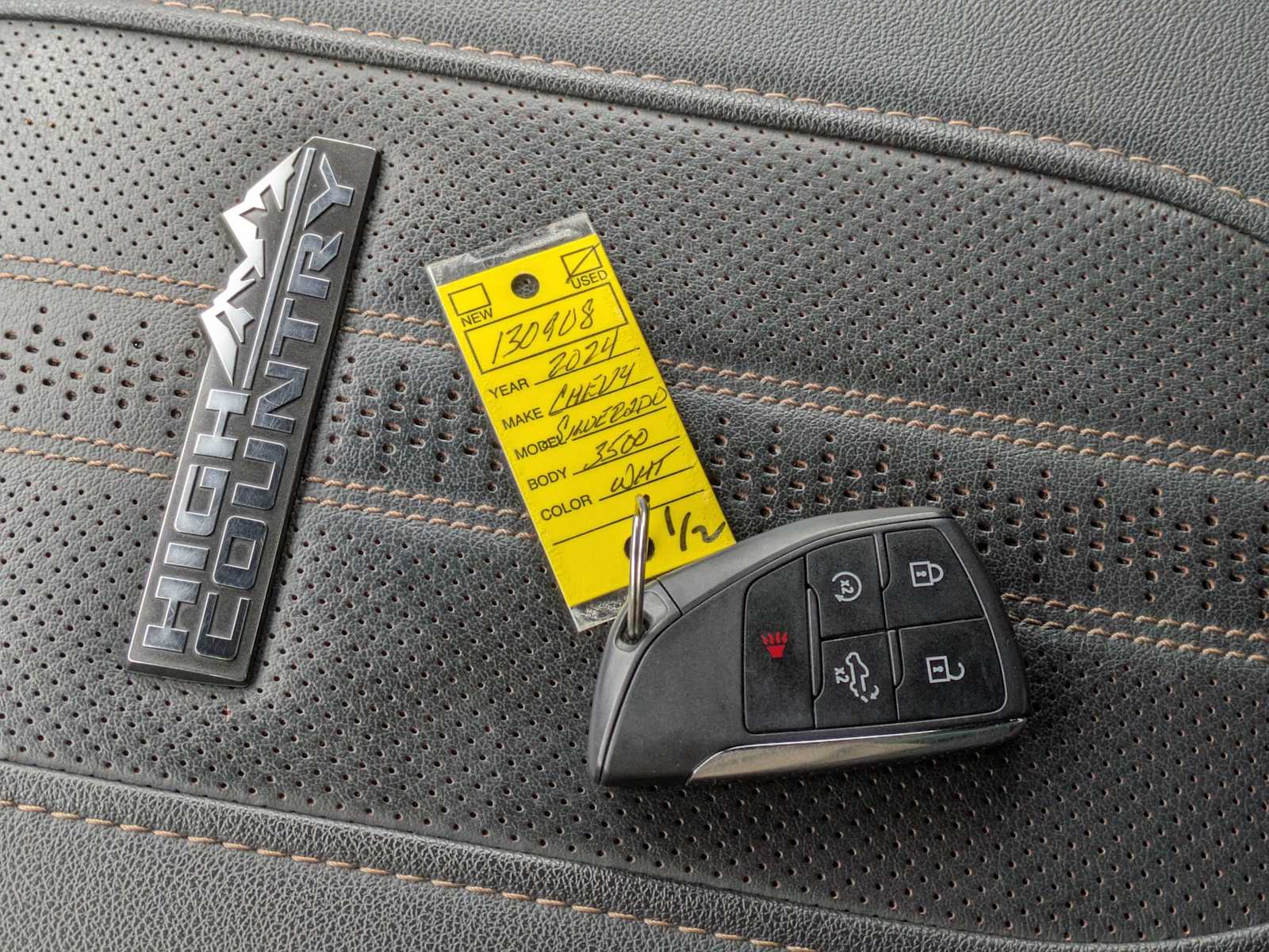 Thumbnail: 2024 Chevrolet Silverado 3500 - 34