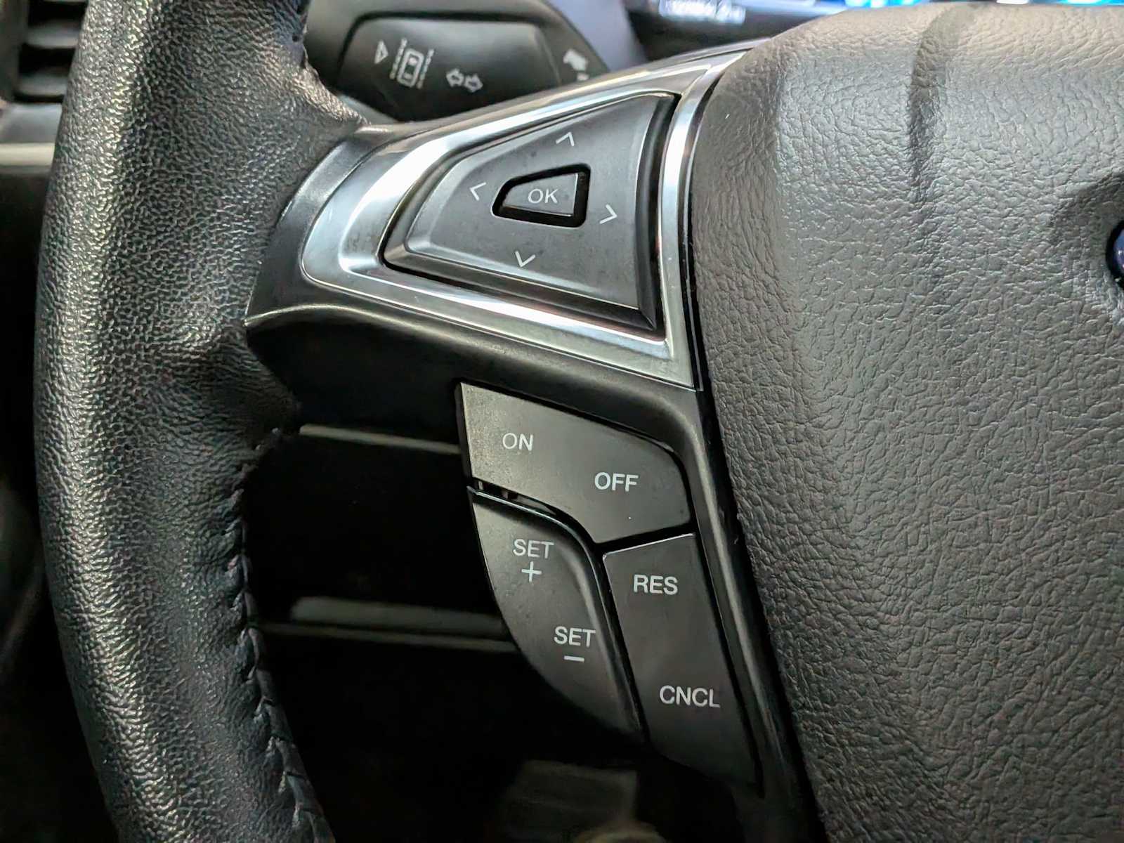 Thumbnail: 2024 Ford Edge - 25