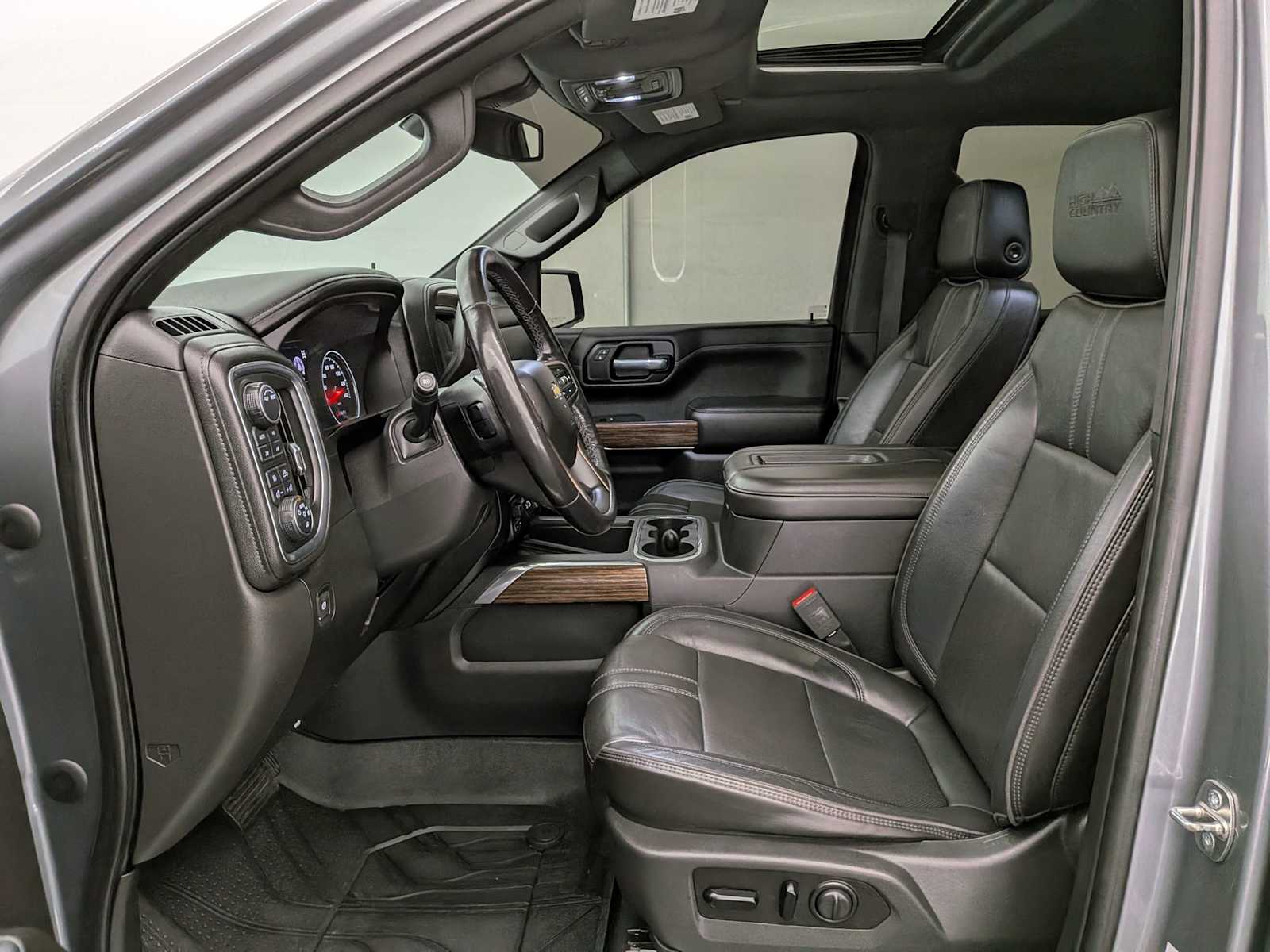 Thumbnail: 2020 Chevrolet Silverado 1500 - 19