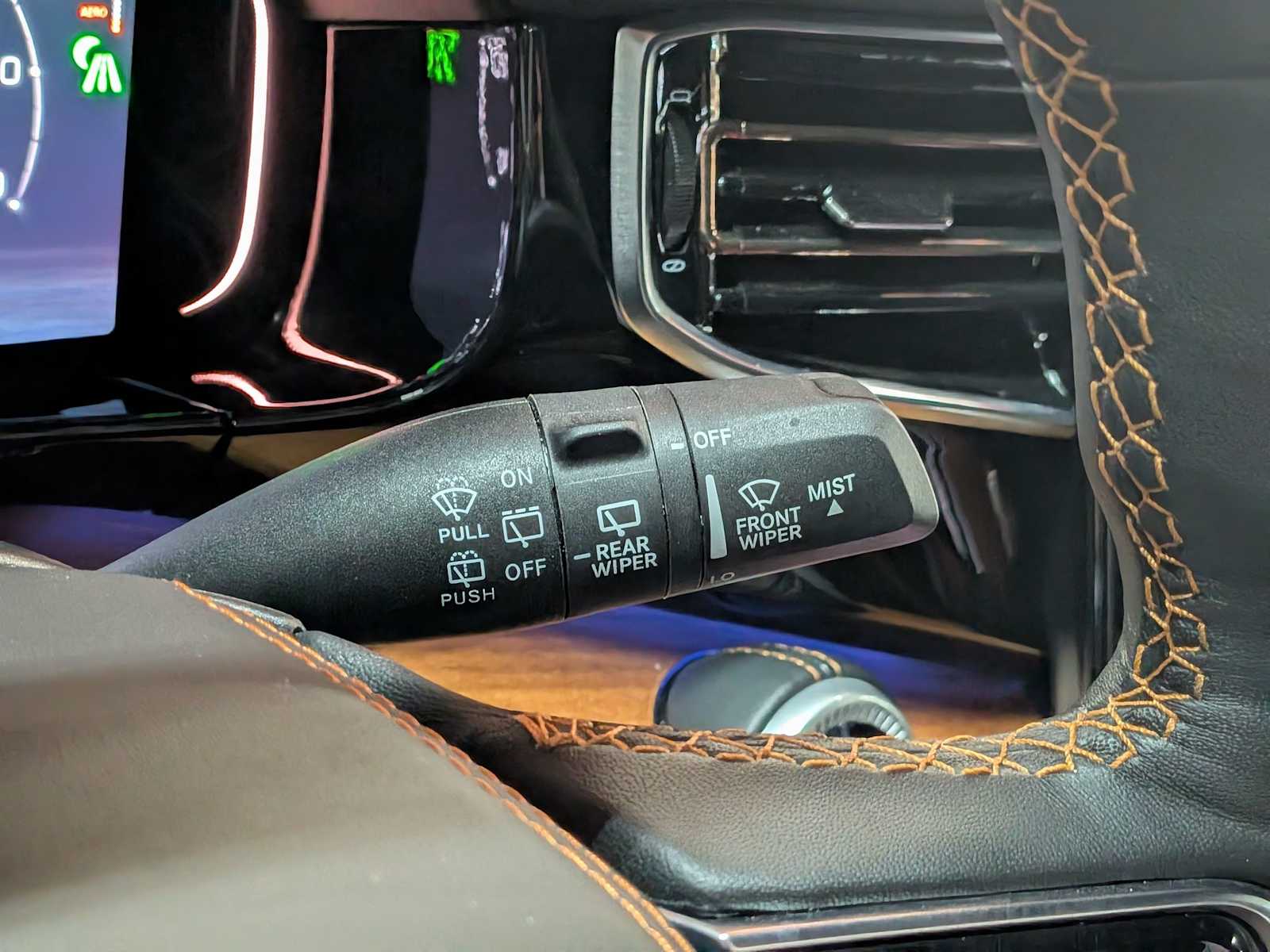 Thumbnail: 2024 Jeep Grand Wagoneer - 26