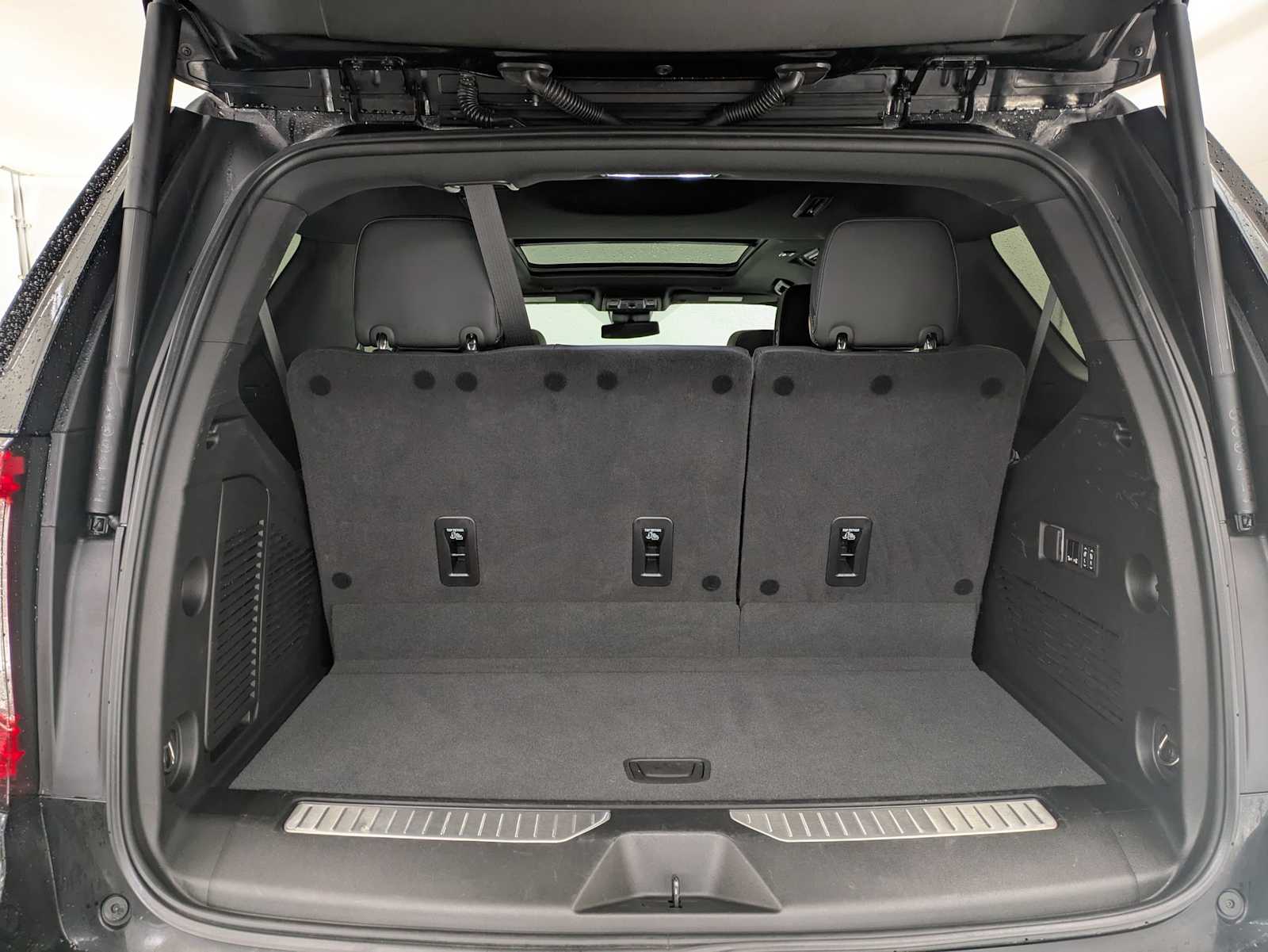 Thumbnail: 2024 GMC Yukon - 34