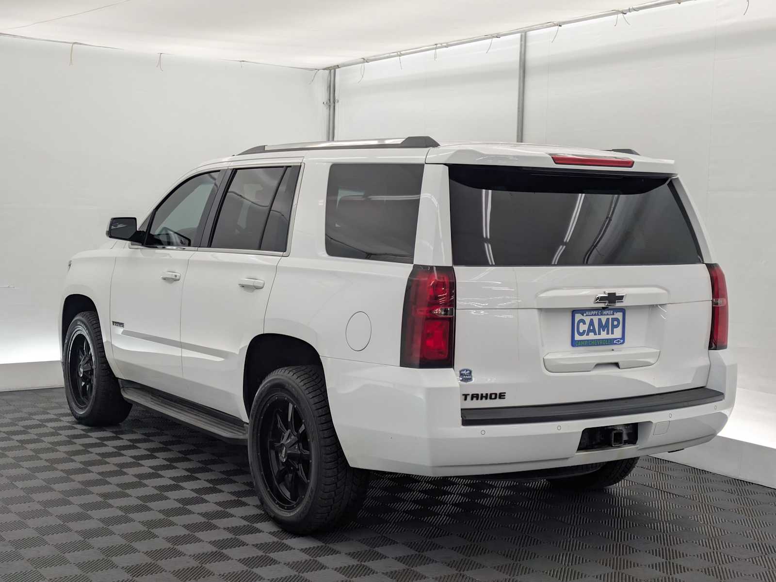 Thumbnail: 2015 Chevrolet Tahoe - 4