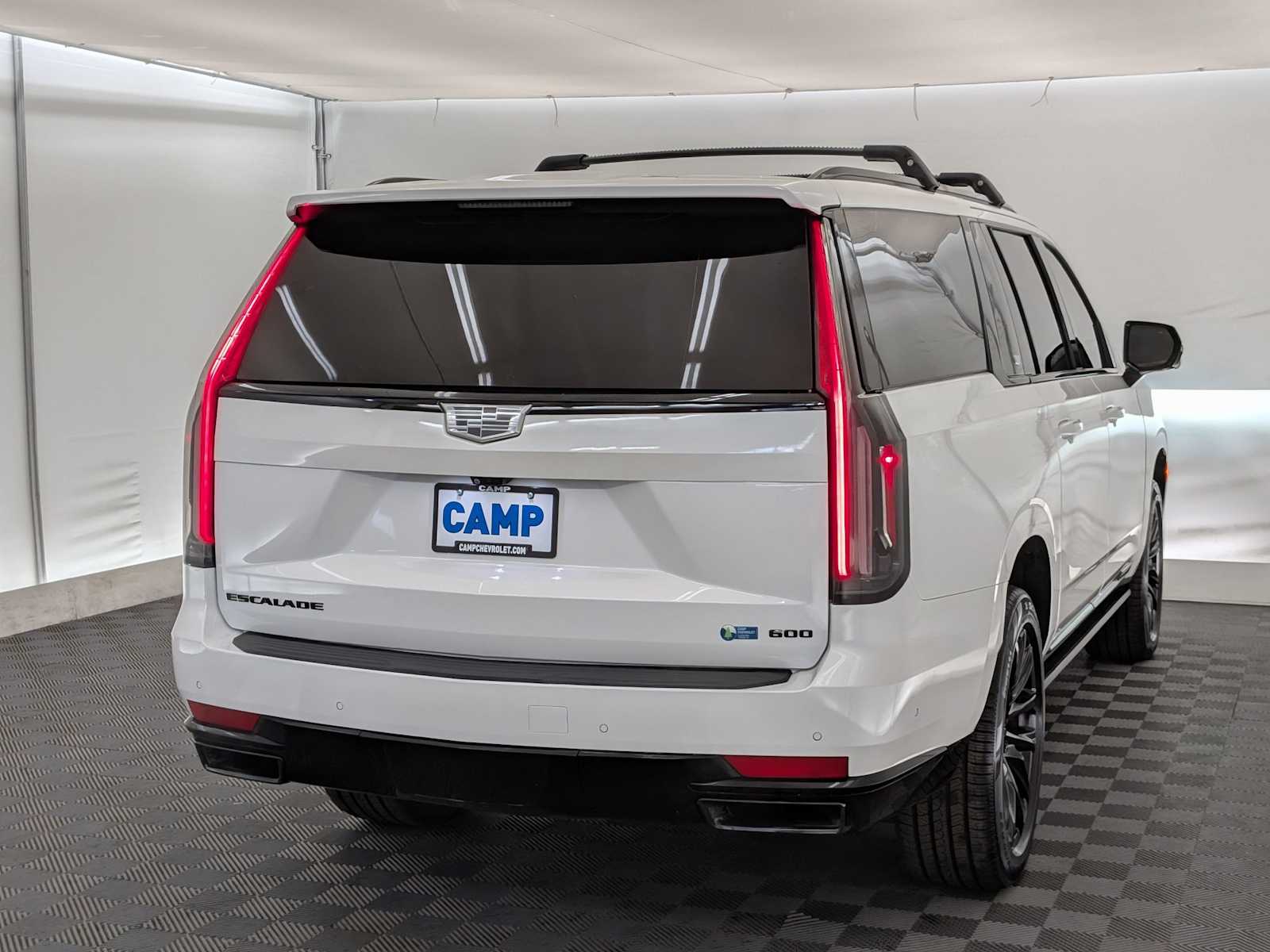 Thumbnail: 2022 Cadillac Escalade - 6