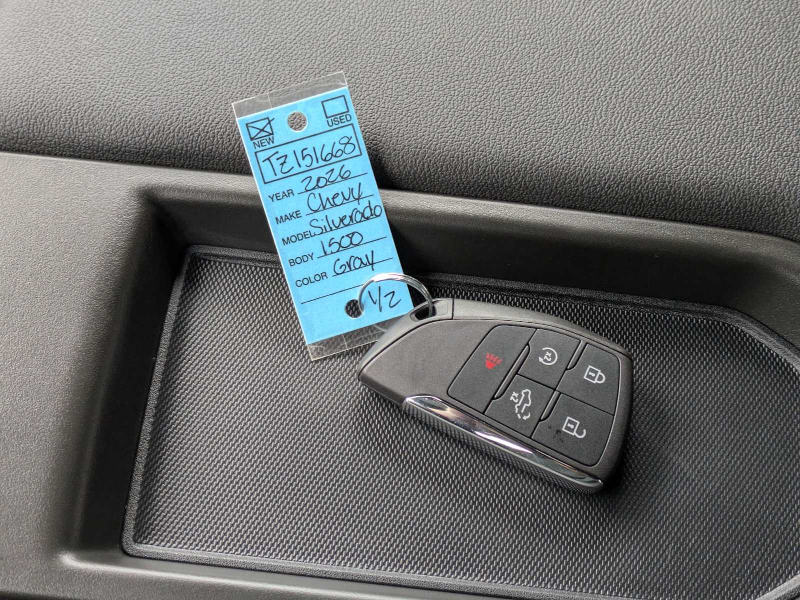 Thumbnail: 2026 Chevrolet Silverado 1500 - 33