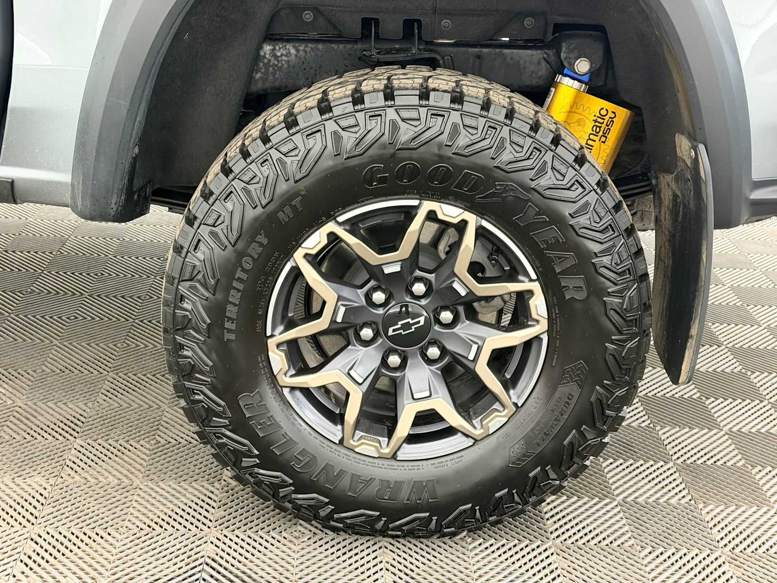 Thumbnail: 2024 Chevrolet Colorado - 14