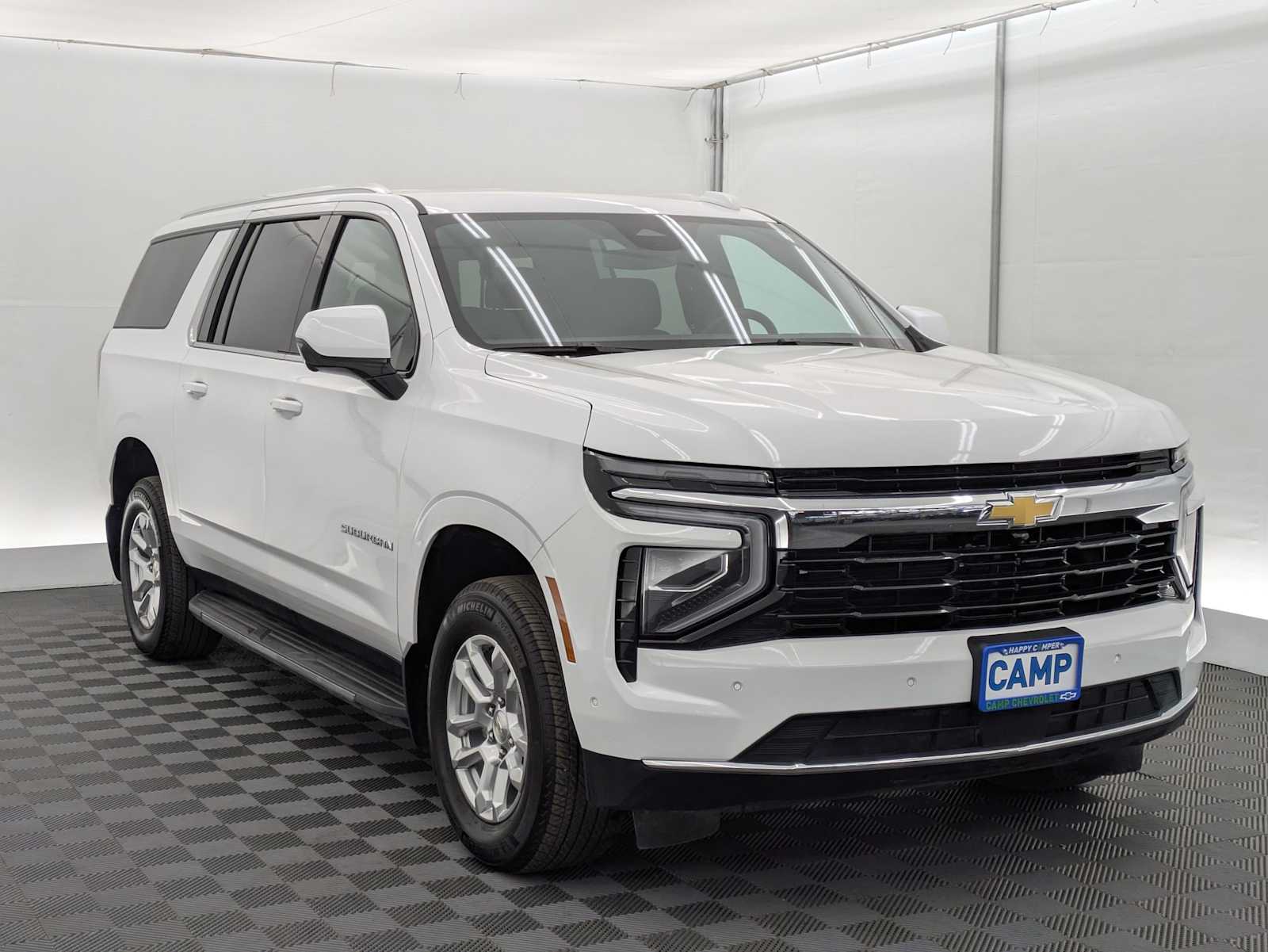 Thumbnail: 2025 Chevrolet Suburban - 8