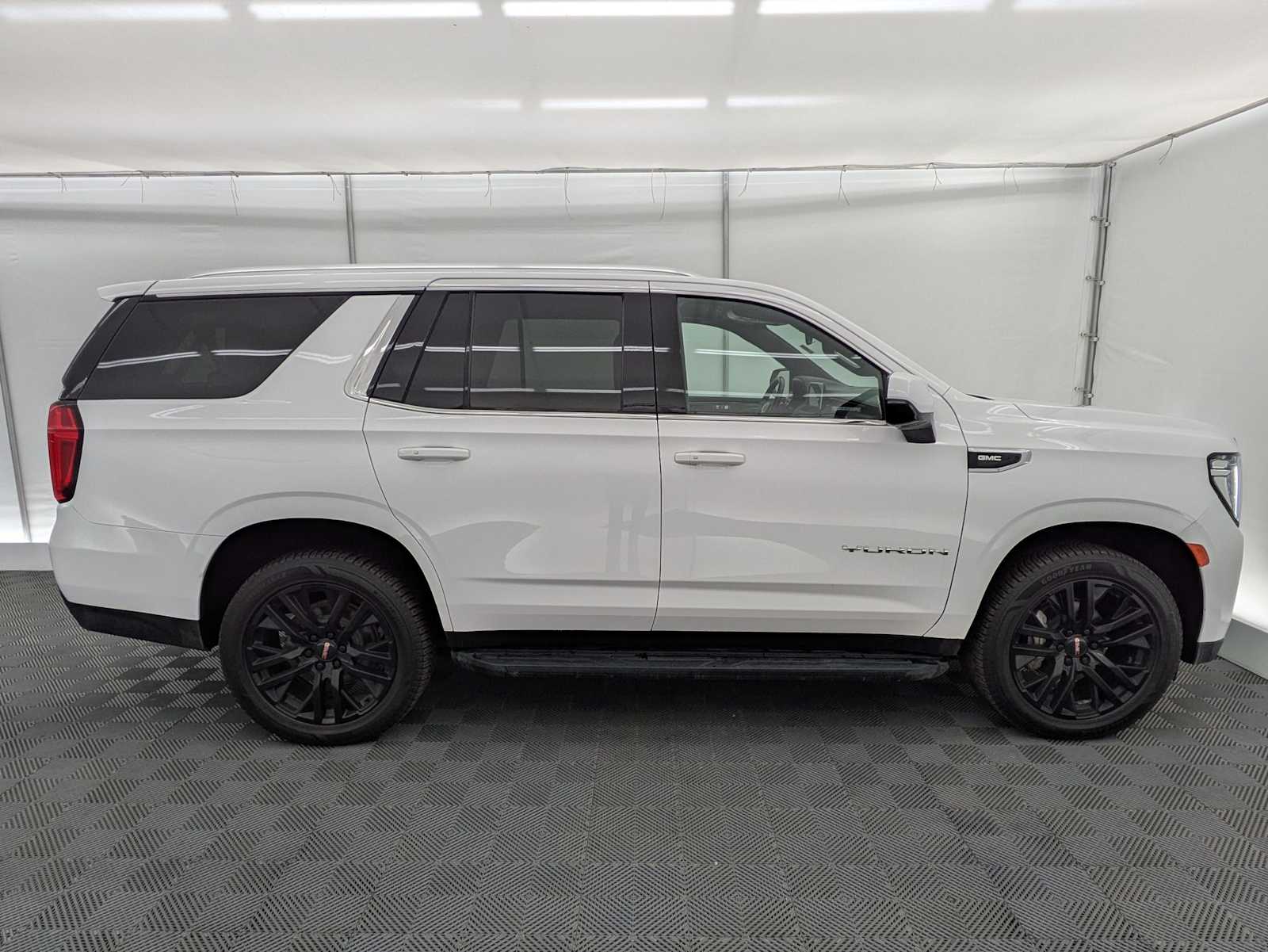 Thumbnail: 2023 GMC Yukon - 7