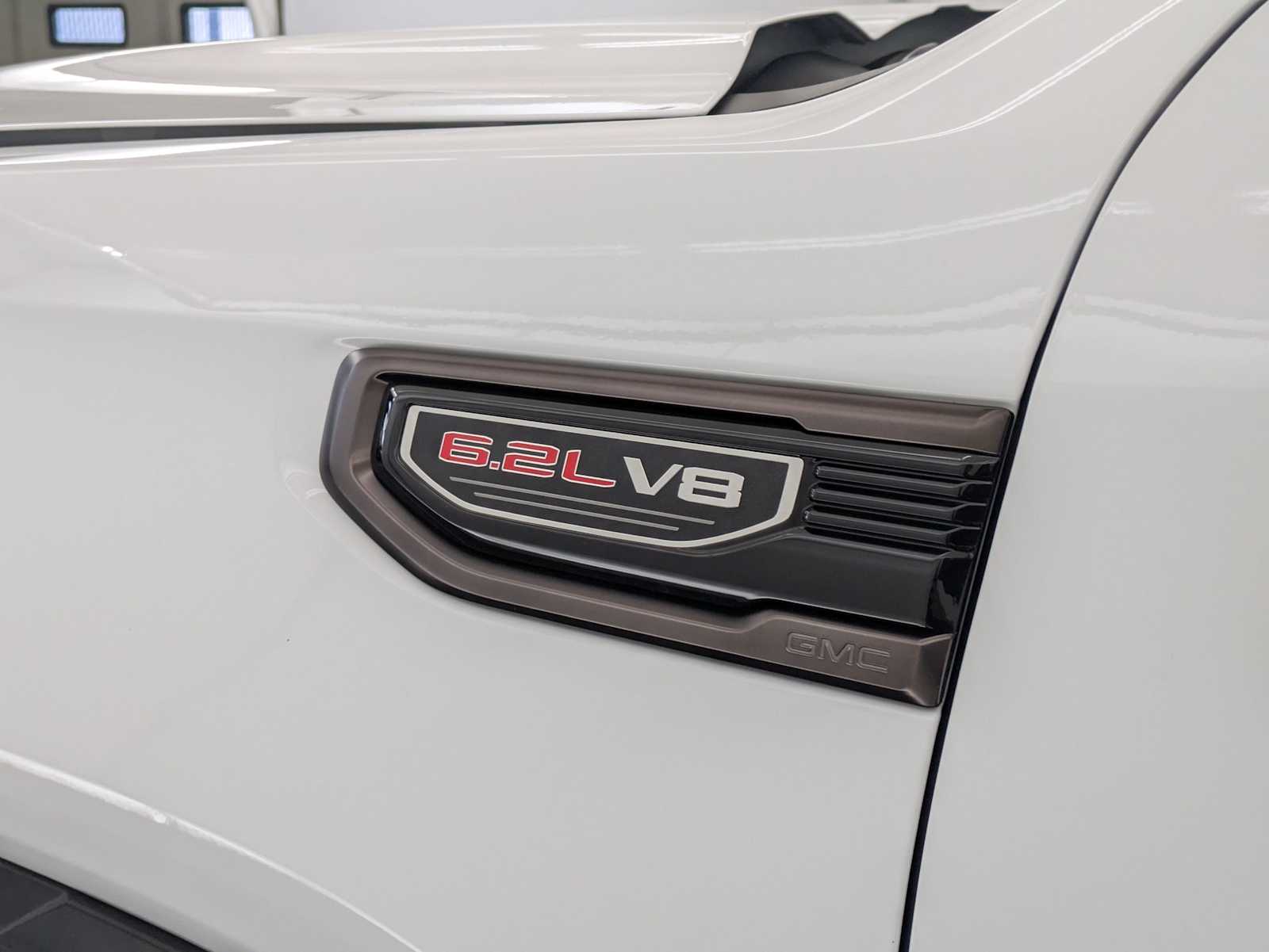 2025 GMC Sierra 1500 AT4X 12