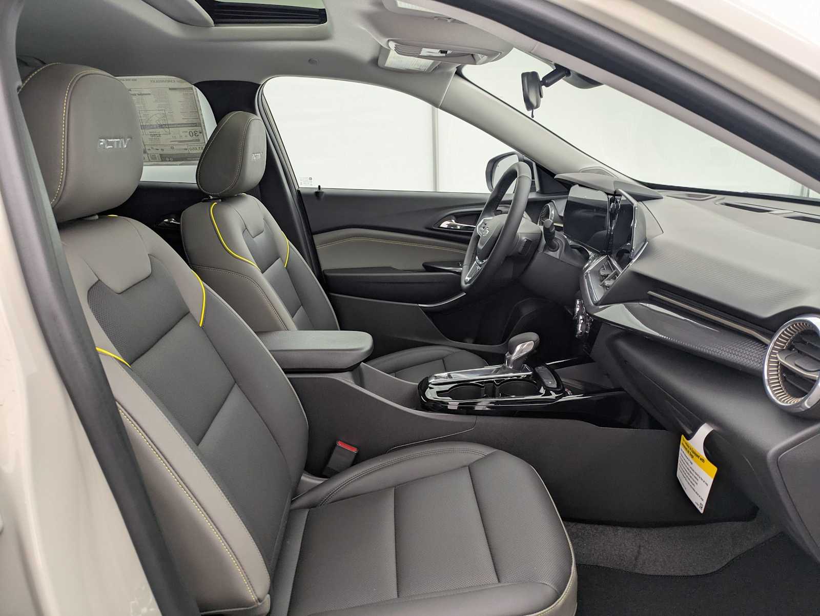 Thumbnail: 2026 Chevrolet Trax - 23