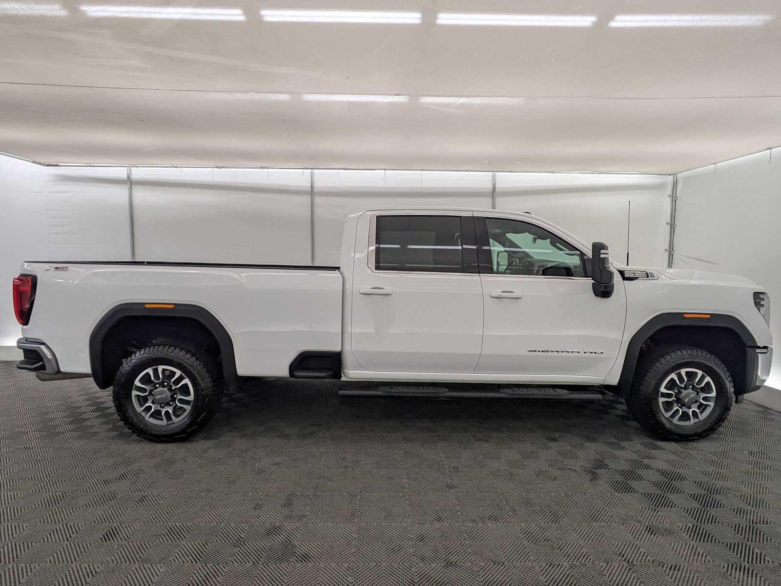 Thumbnail: 2024 GMC Sierra 3500 - 7