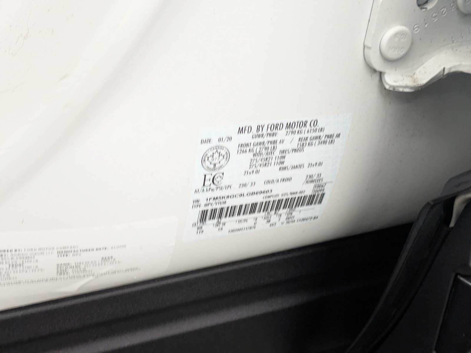 Thumbnail: 2020 Ford Explorer - 35