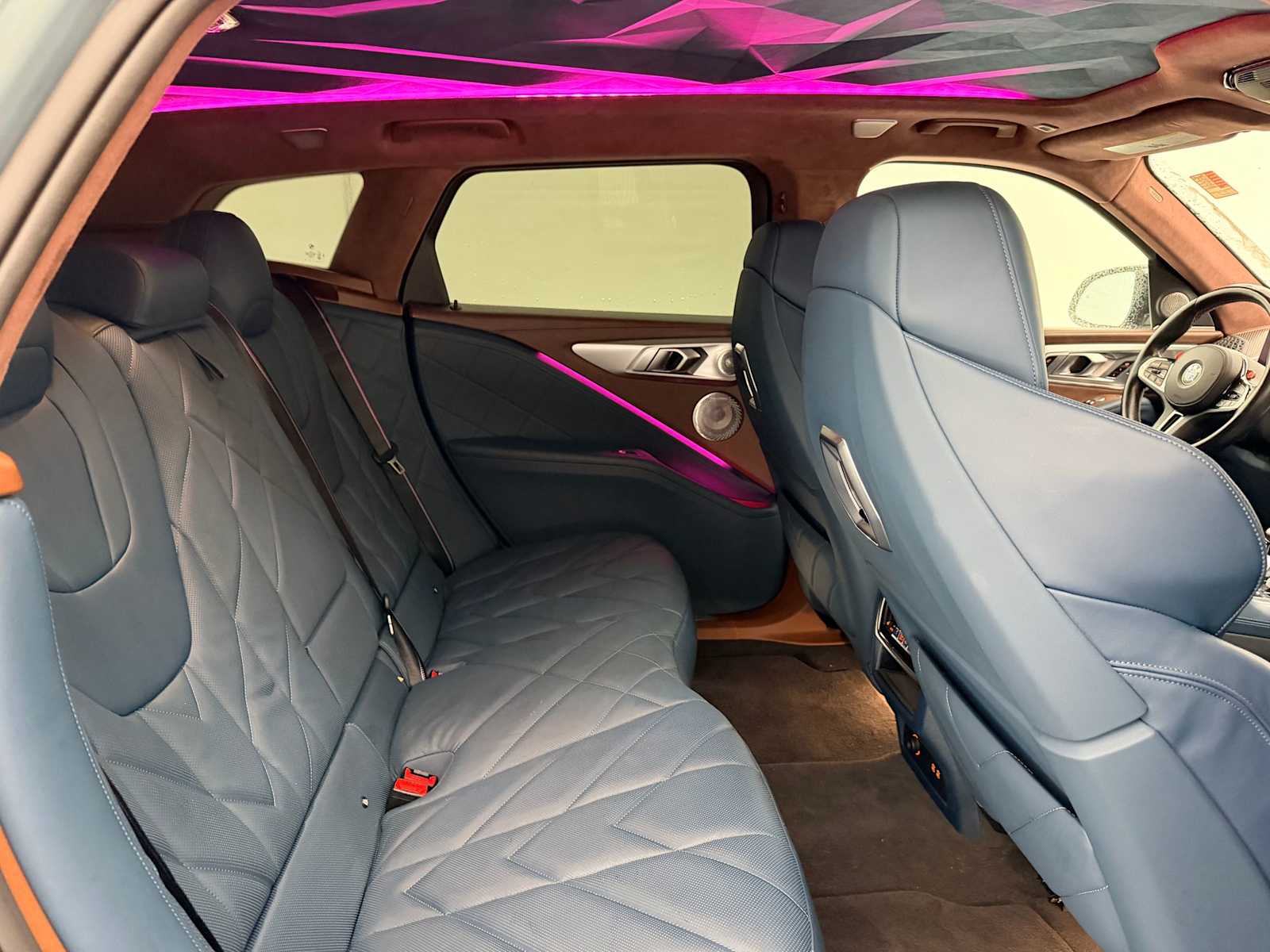 Thumbnail: 2023 BMW XM - 20