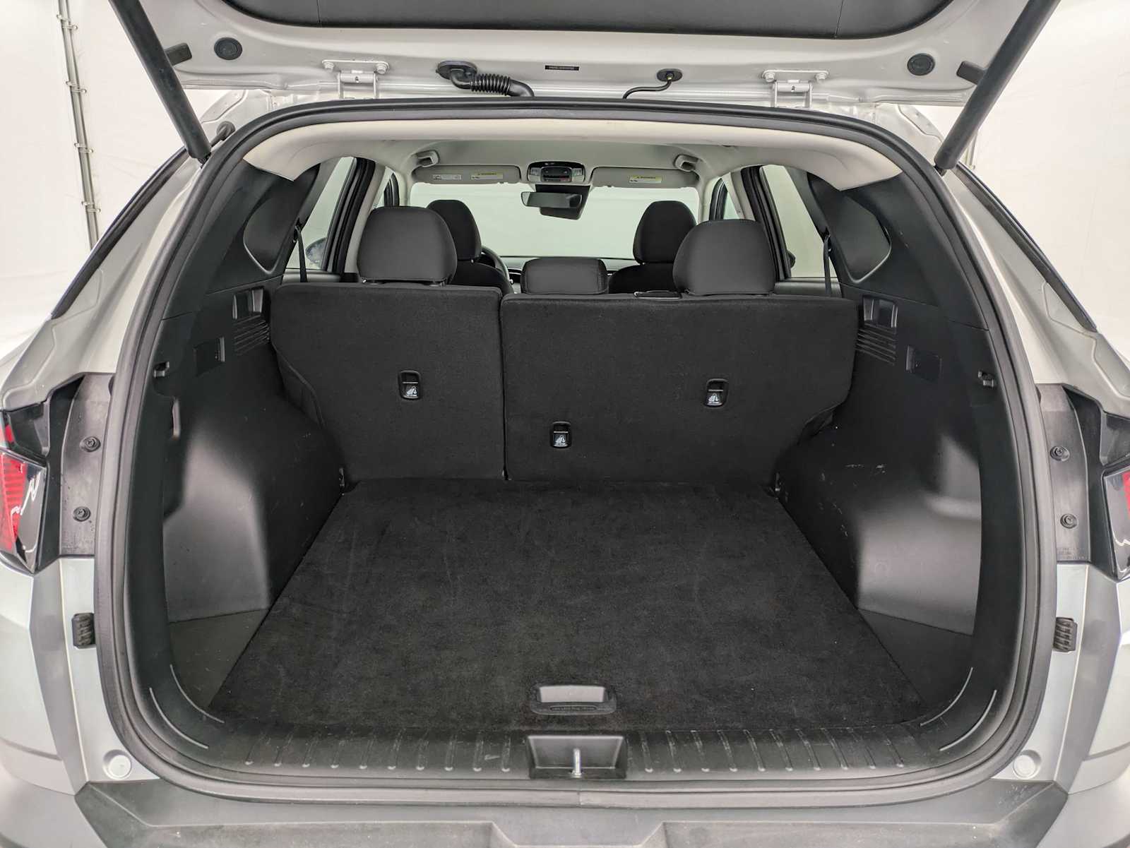 Thumbnail: 2024 Hyundai Tucson - 32