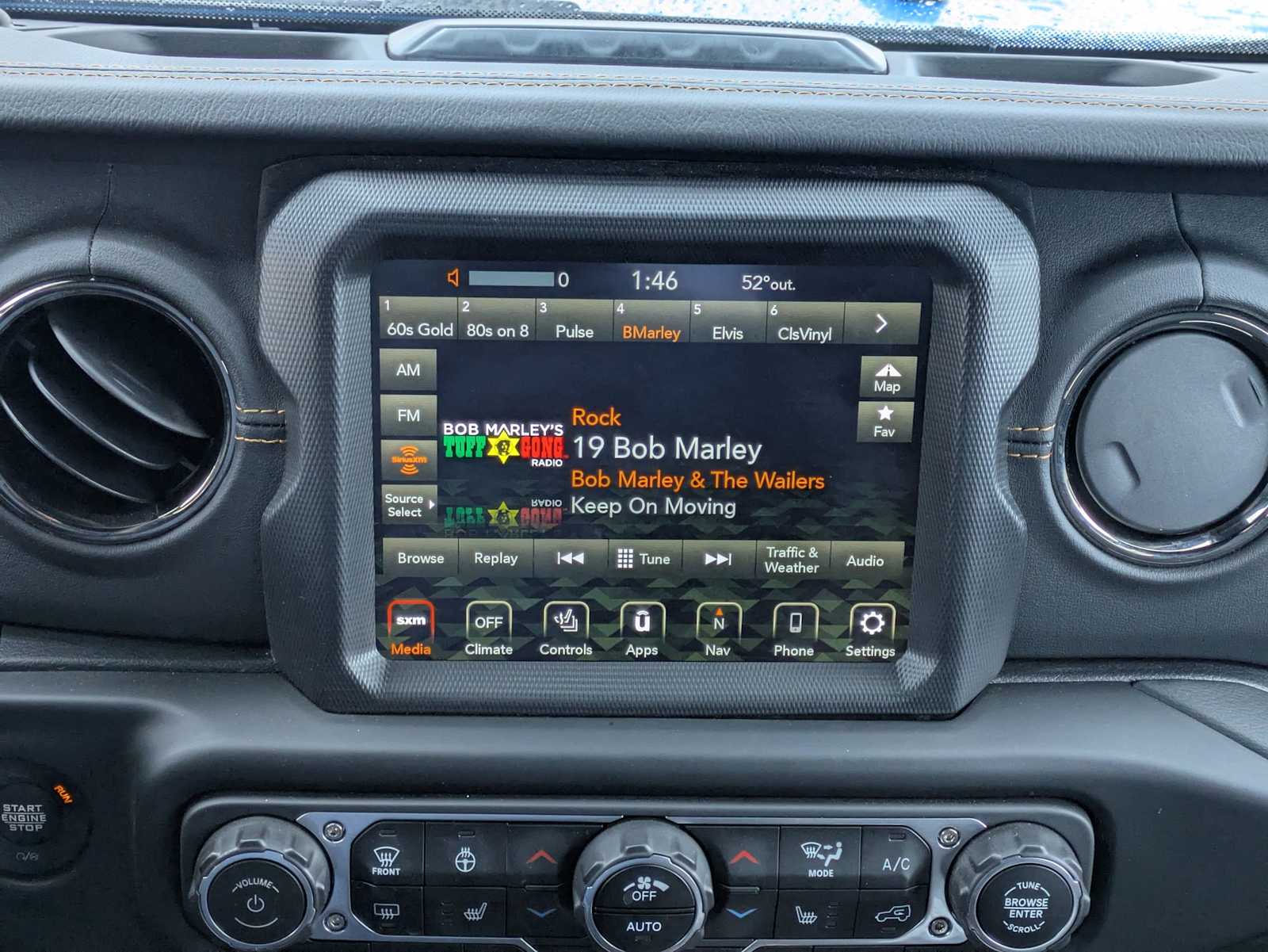 Thumbnail: 2023 Jeep Wrangler - 29